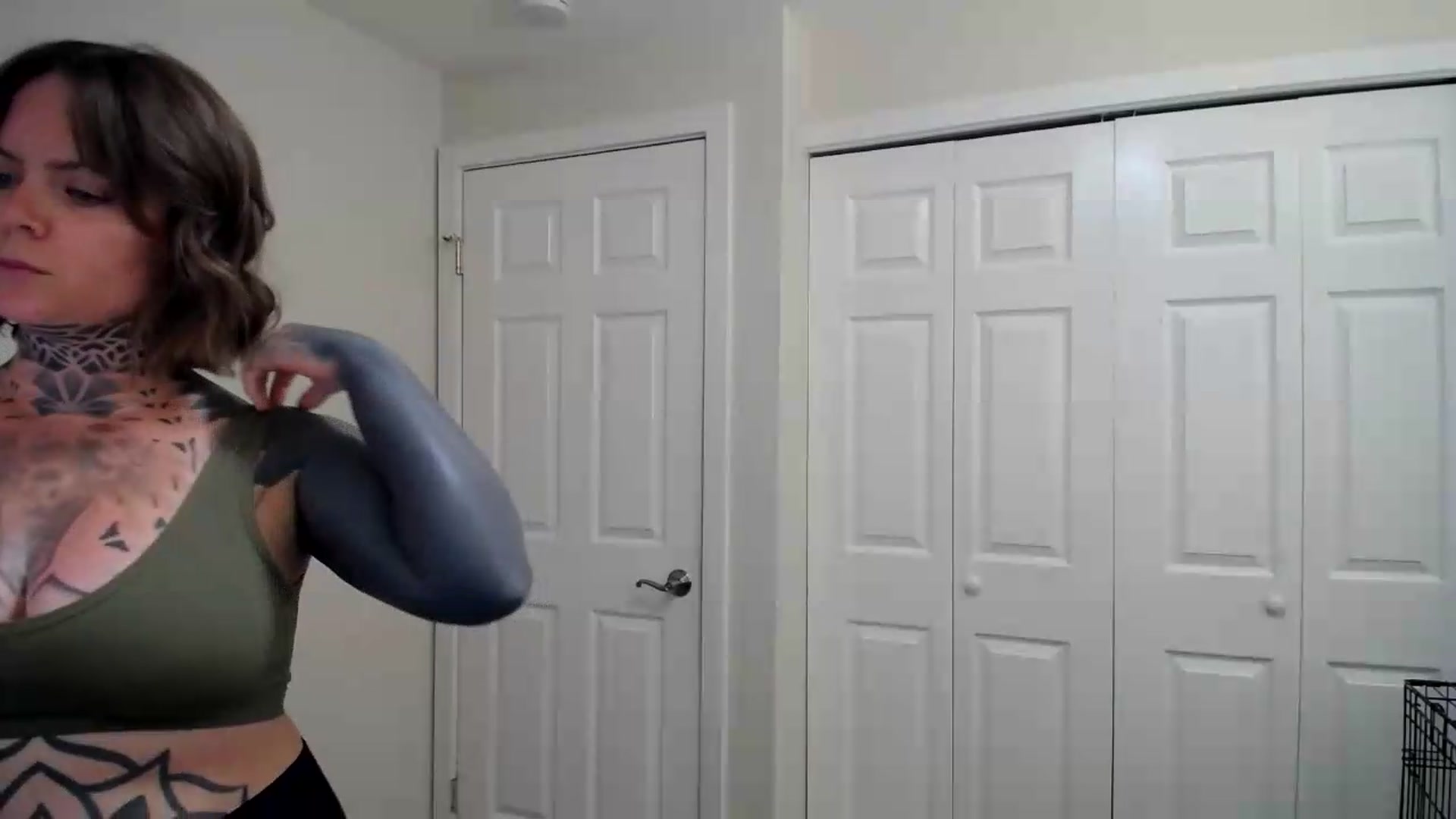 Gallery image thumbnail from ViVerdure's myfreecams stream on, 08/03/2026, 24:00 image 14 of 20