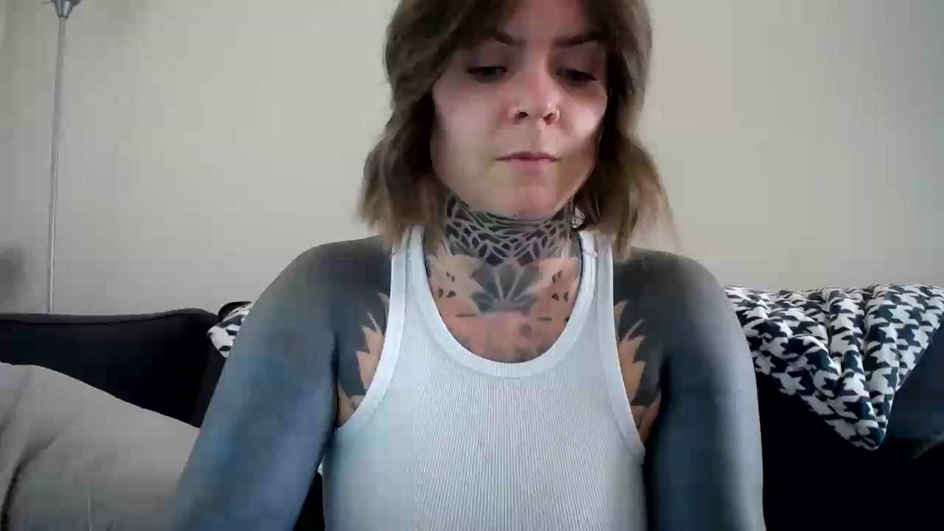 Gallery image thumbnail from ViVerdure's myfreecams stream on, 08/06/2026, 02:02 image 2 of 20