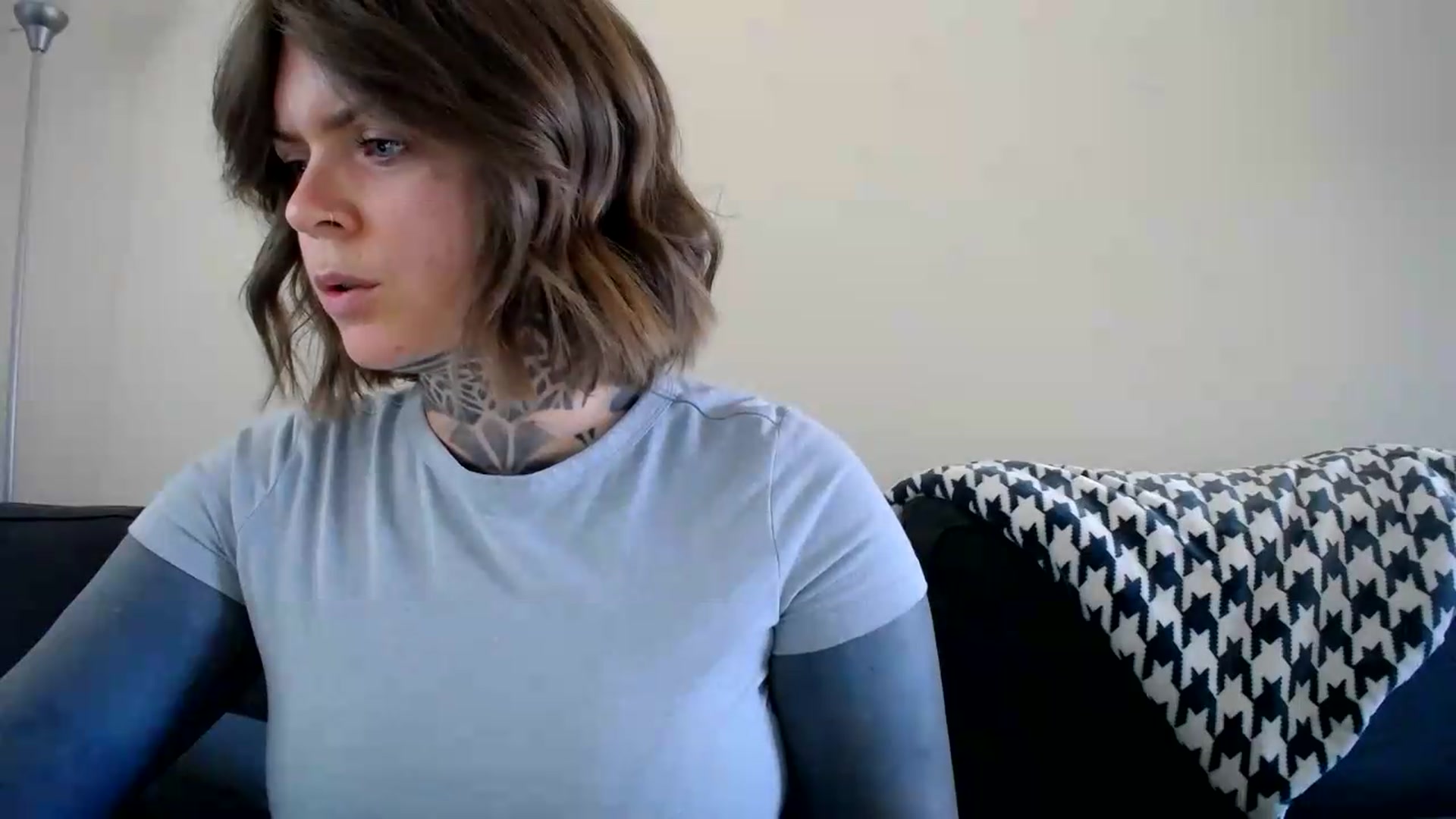 Gallery image thumbnail from ViVerdure's myfreecams stream on, 08/08/2026, 01:32 image 15 of 20
