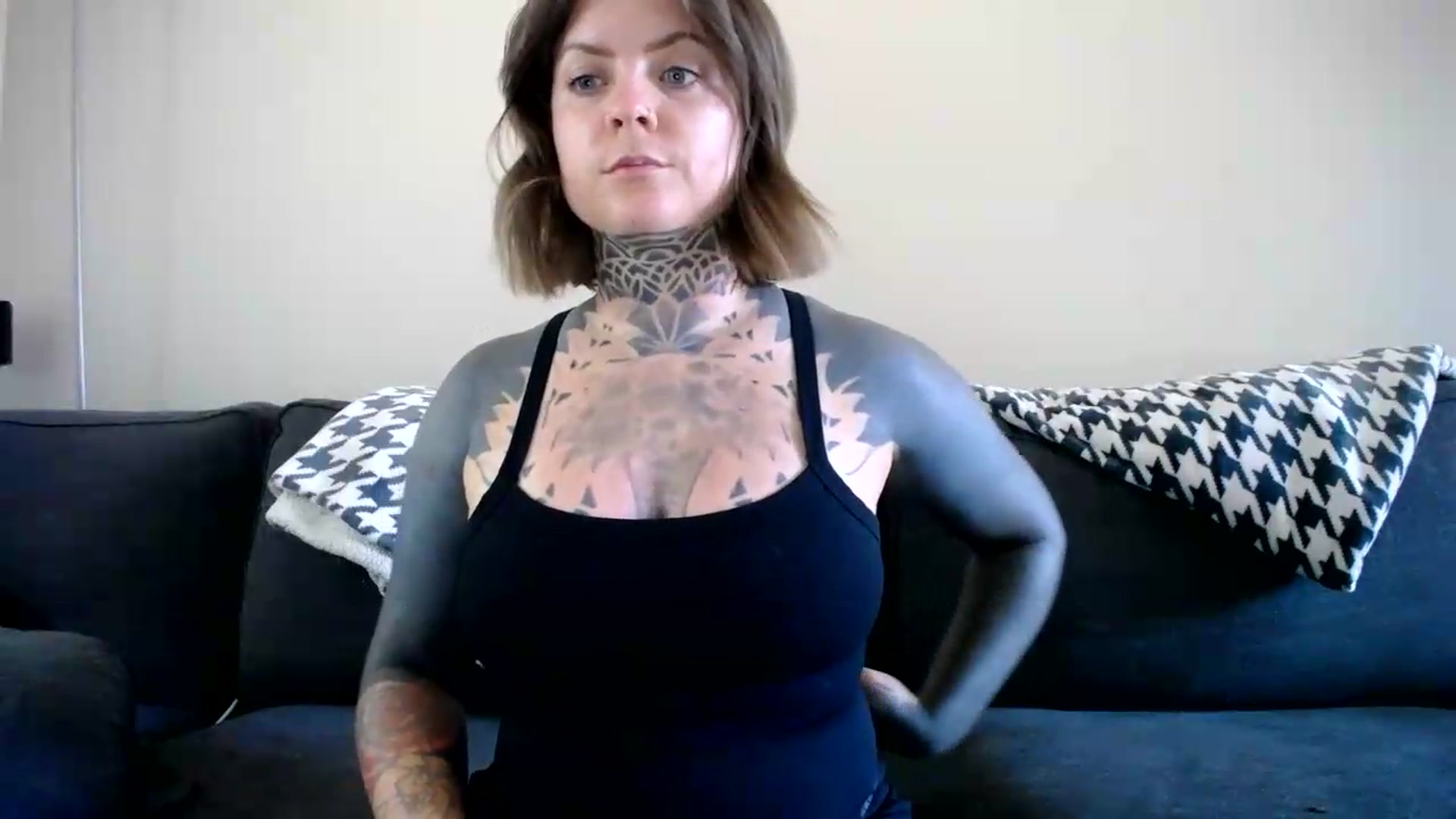 Gallery image thumbnail from ViVerdure's myfreecams stream on, 08/10/2026, 02:01 image 5 of 20