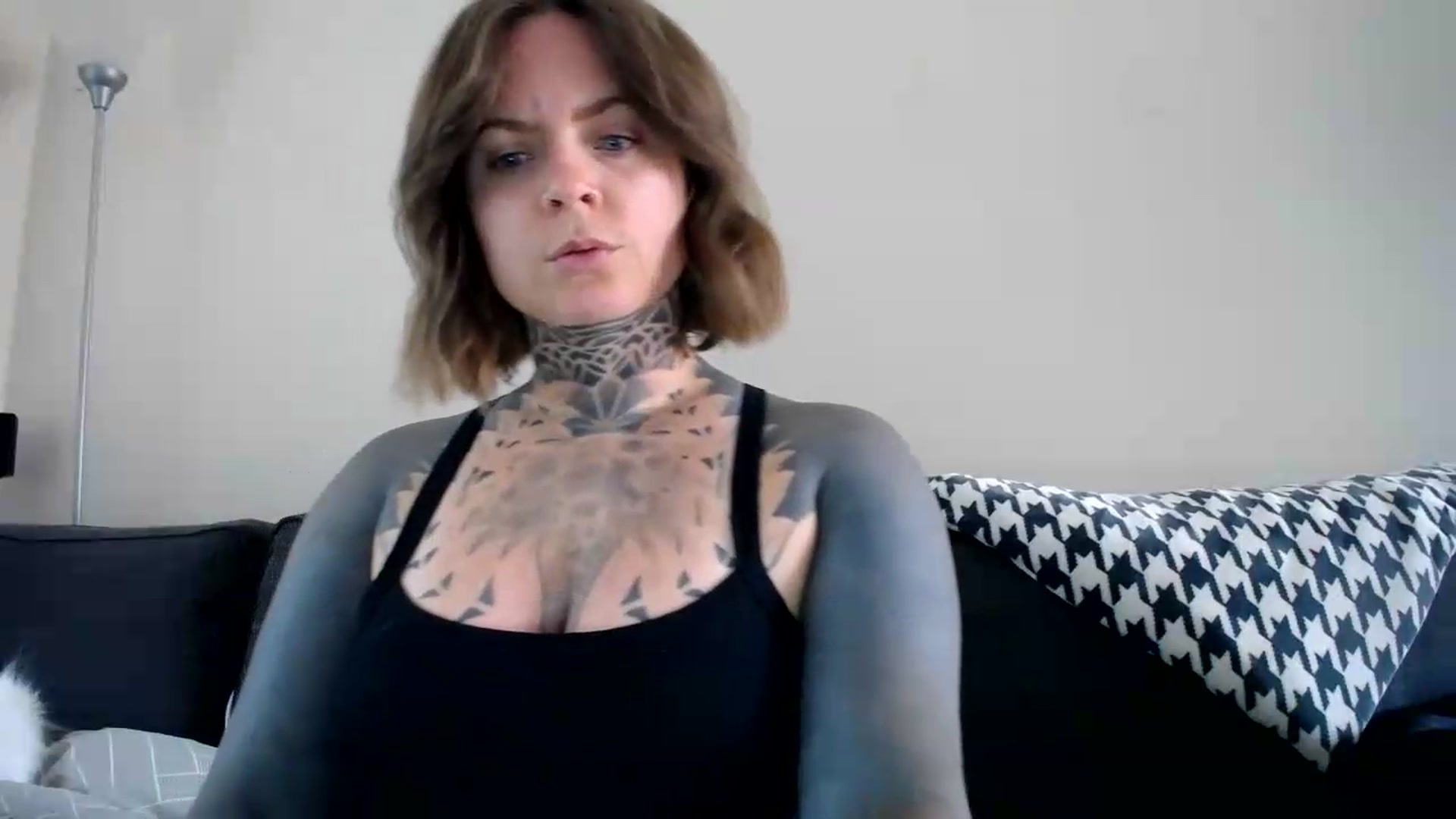 Gallery image thumbnail from ViVerdure's myfreecams stream on, 08/15/2026, 23:52 image 5 of 20