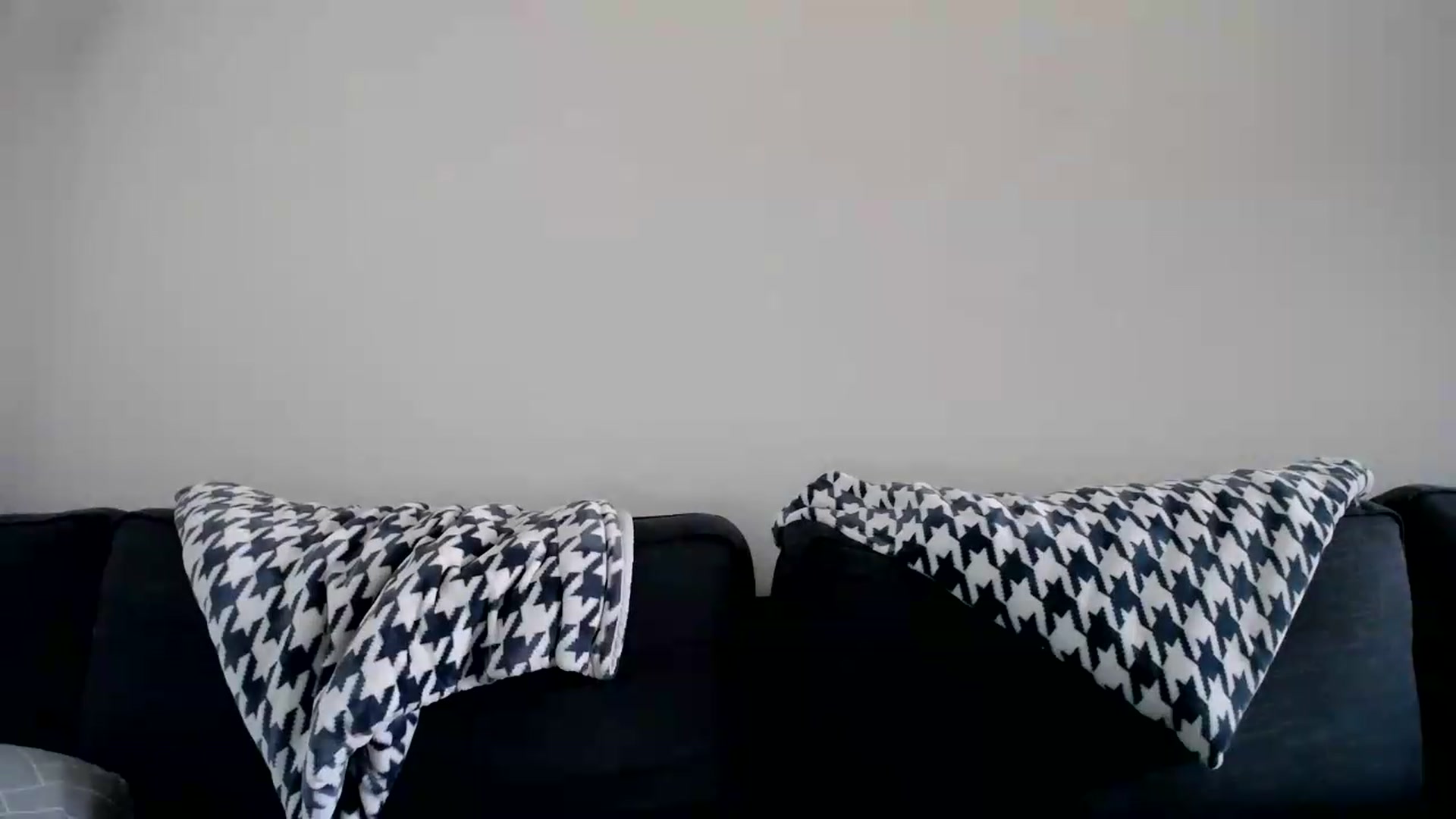 Gallery image thumbnail from ViVerdure's myfreecams stream on, 08/16/2026, 01:18 image 2 of 20