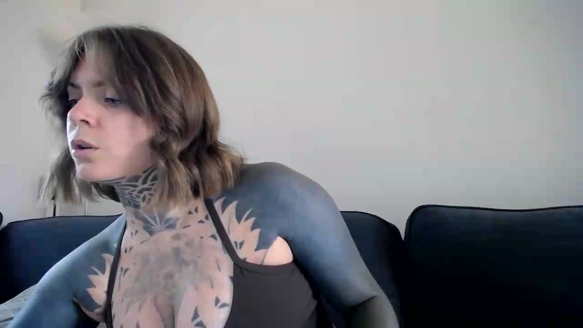 Gallery image thumbnail from ViVerdure's myfreecams stream on, 08/21/2026, 21:01 image 19 of 20
