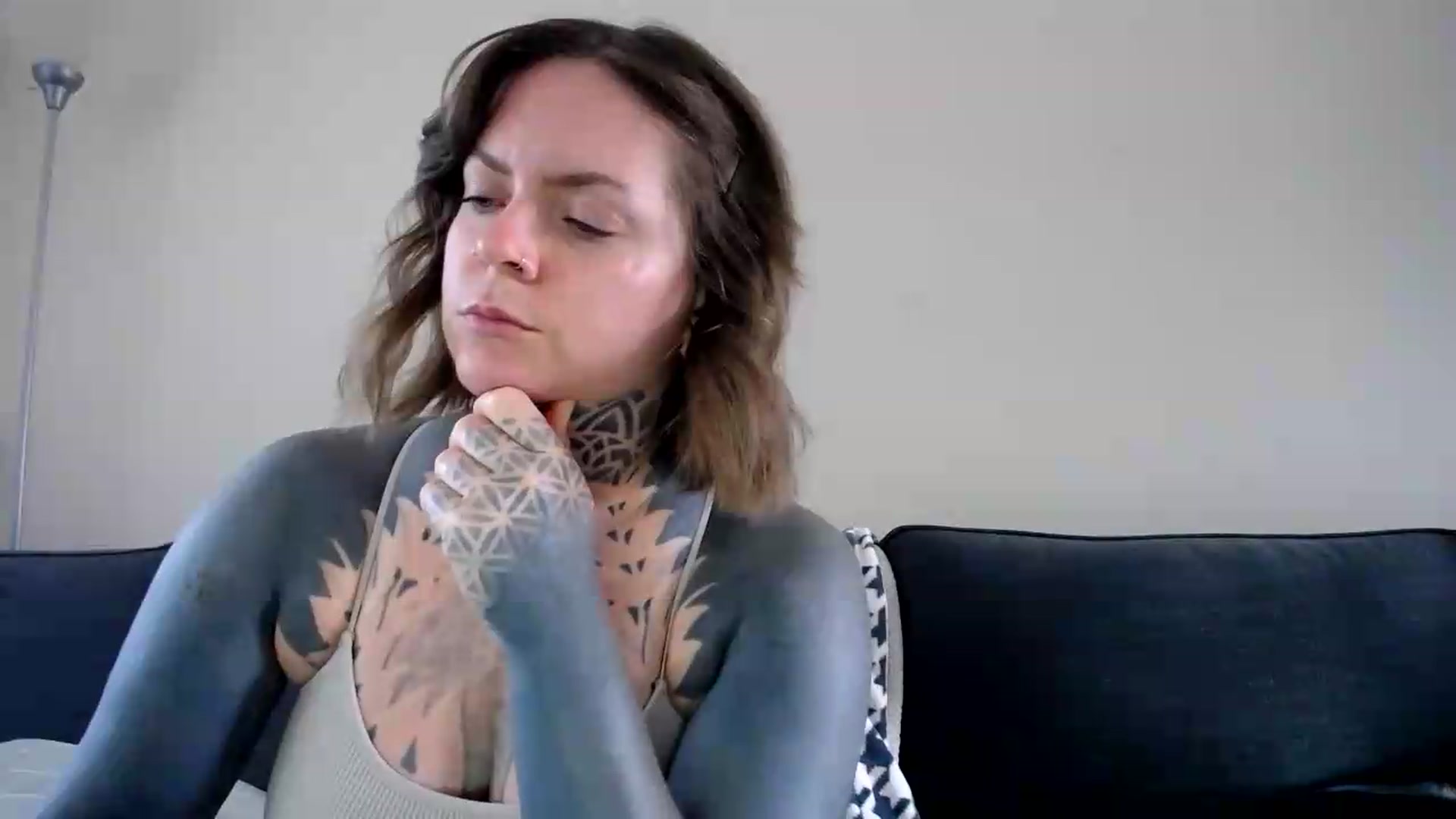 Gallery image thumbnail from ViVerdure's myfreecams stream on, 08/23/2026, 19:04 image 2 of 20