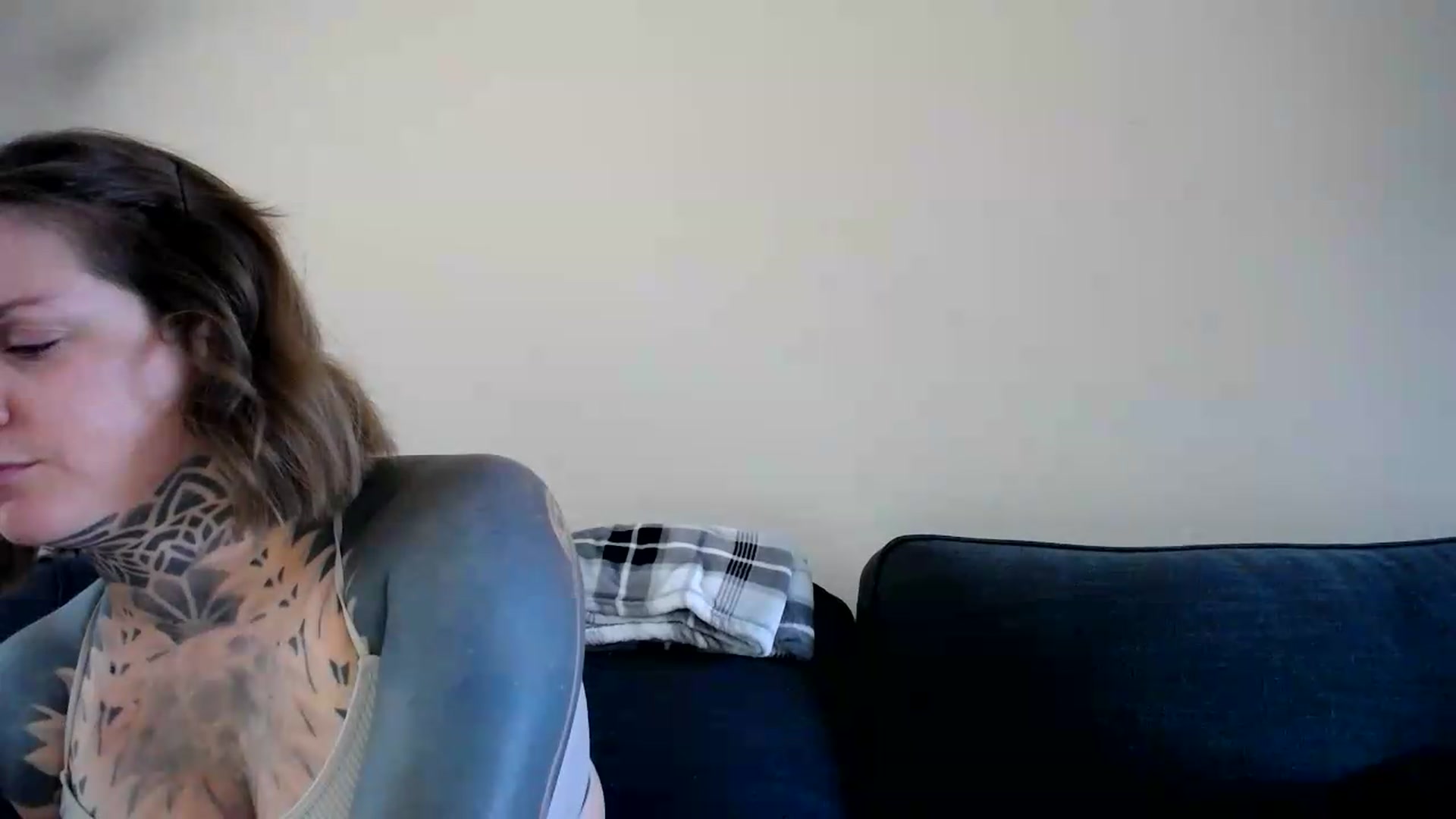 Gallery image thumbnail from ViVerdure's myfreecams stream on, 08/24/2026, 02:29 image 14 of 20