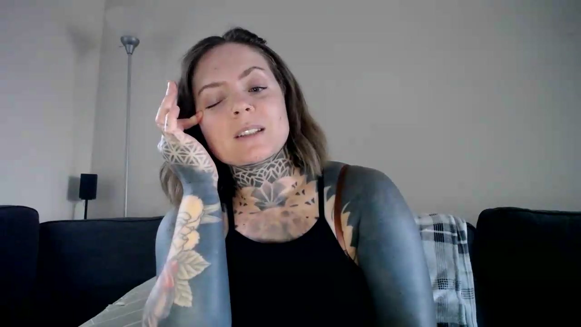 Gallery image thumbnail from ViVerdure's myfreecams stream on, 09/08/2026, 02:53 image 14 of 20