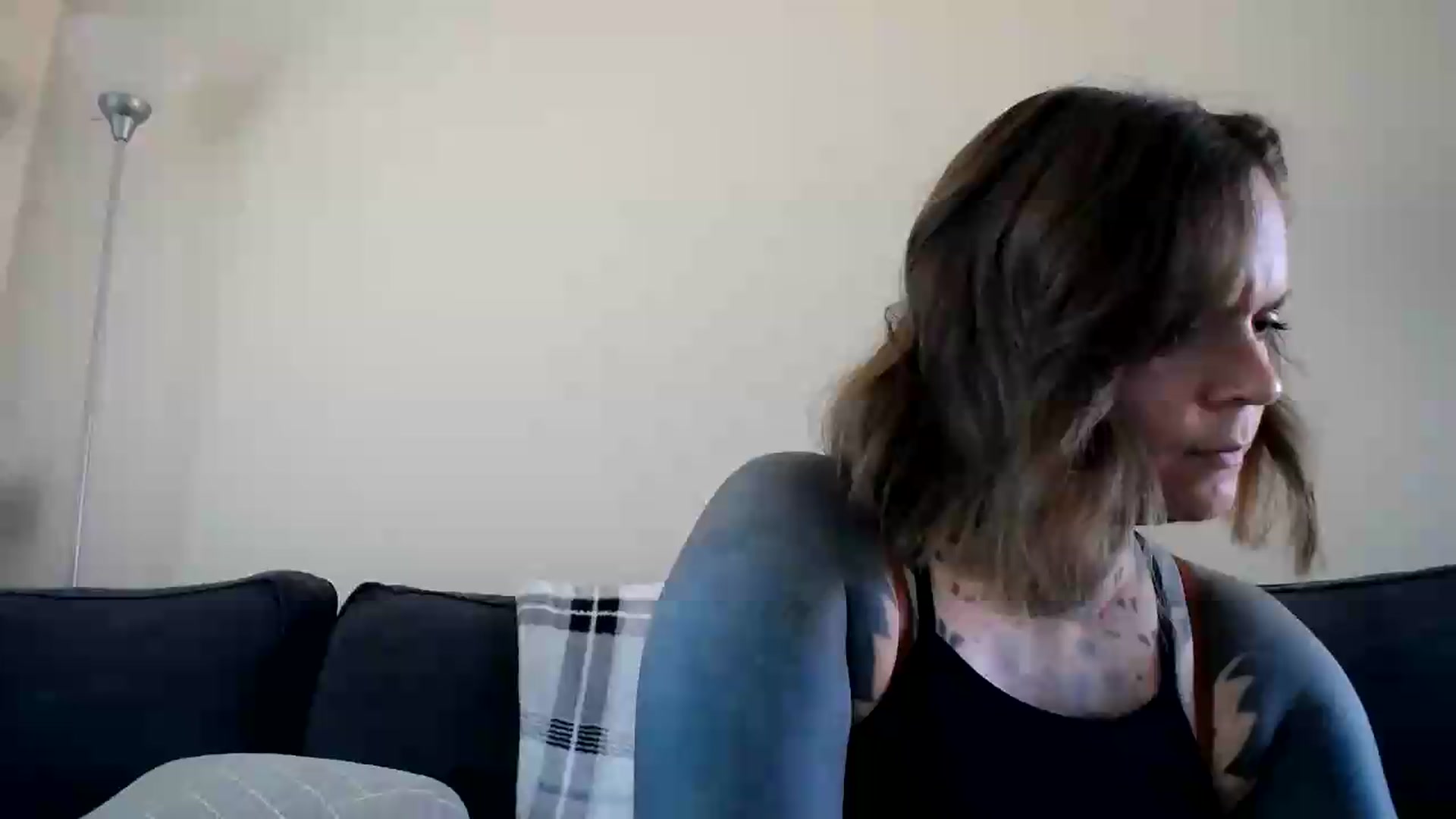 Gallery image thumbnail from ViVerdure's myfreecams stream on, 09/08/2026, 02:53 image 3 of 20