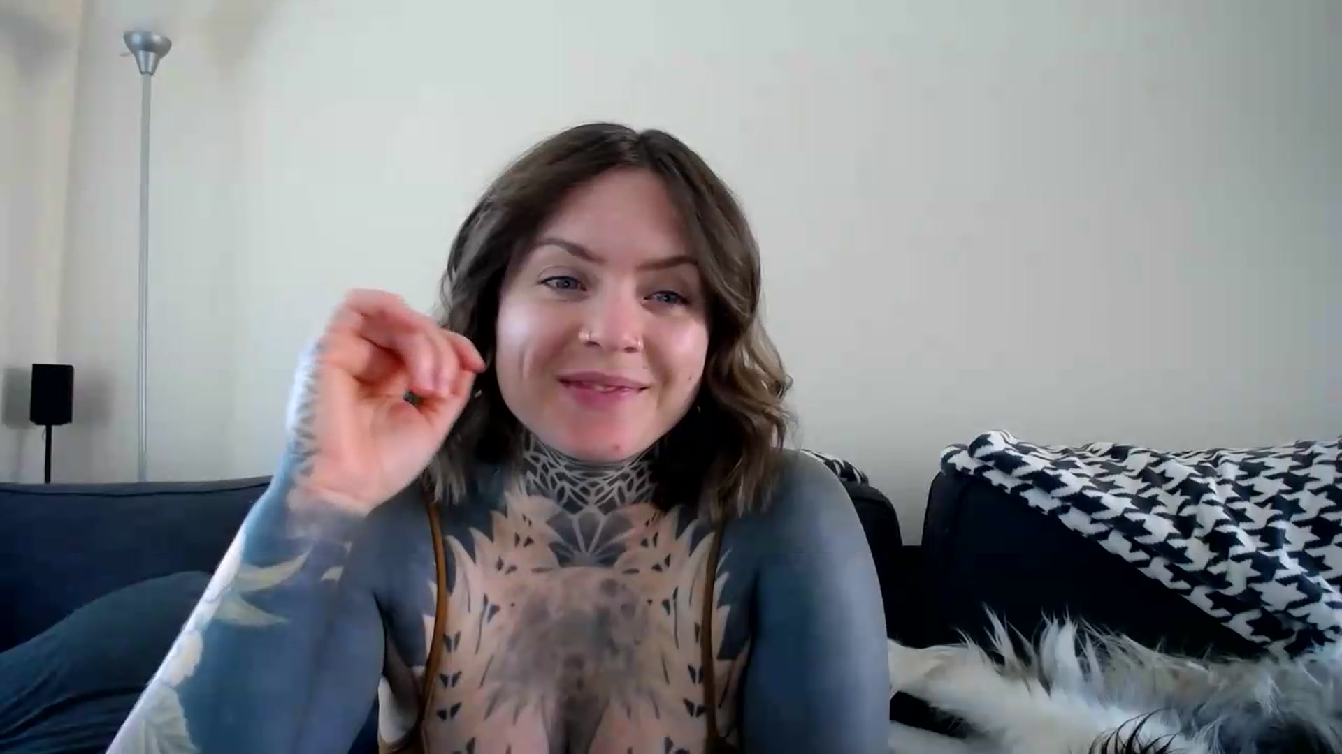 Gallery image thumbnail from ViVerdure's myfreecams stream on, 09/12/2026, 01:33 image 4 of 20
