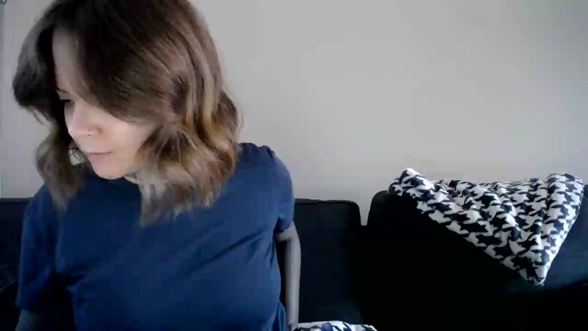Gallery image thumbnail from ViVerdure's myfreecams stream on, 09/13/2026, 02:02 image 1 of 20