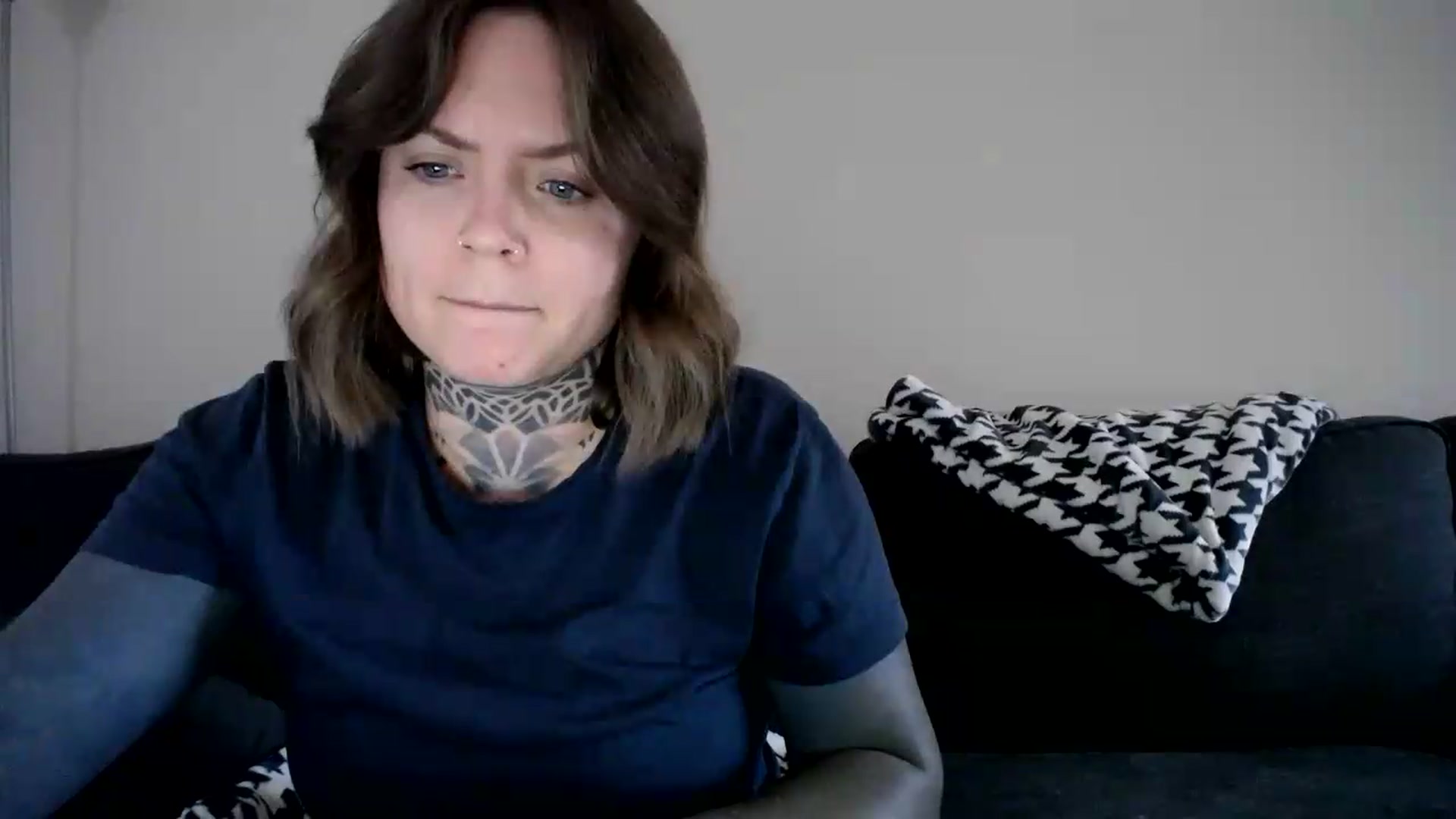 Gallery image thumbnail from ViVerdure's myfreecams stream on, 09/13/2026, 02:02 image 11 of 20