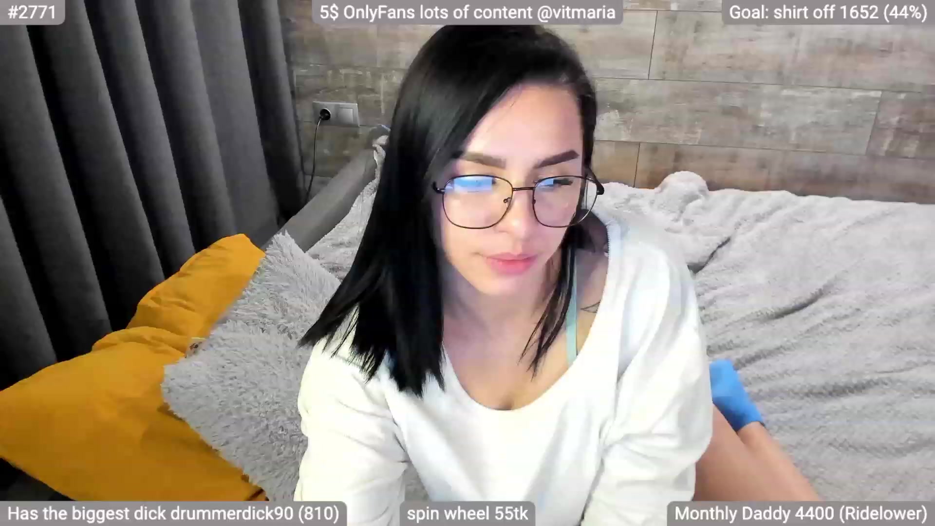 Gallery image thumbnail from ViViMaria's myfreecams stream on, 11/18/2022, 02:44 image 3 of 20