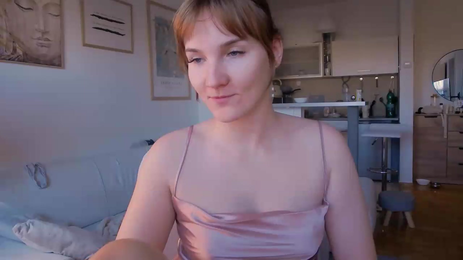 Gallery image thumbnail from Vi_Moore's myfreecams stream on, 09/23/2026, 05:18 image 18 of 20