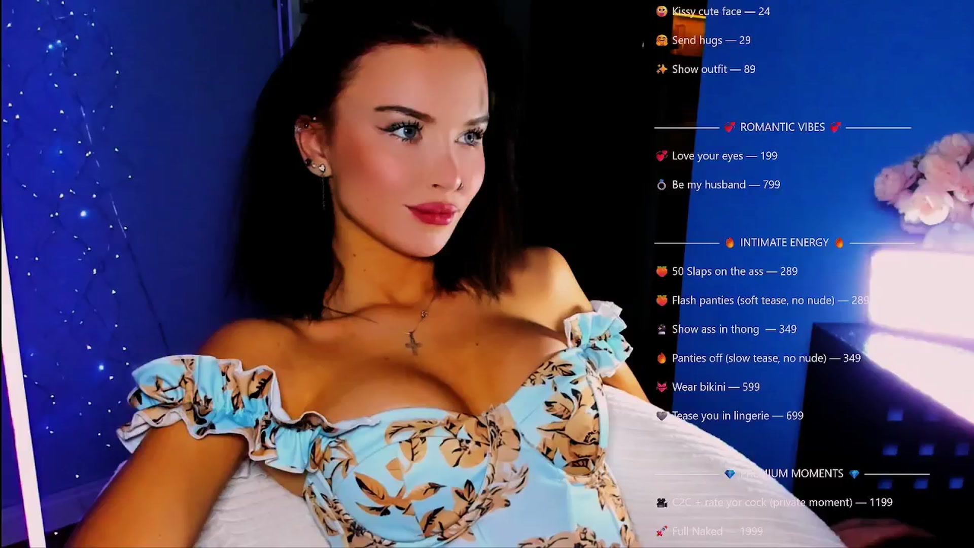 Gallery image thumbnail from ViagraLady's myfreecams stream on, 12/25/2025, 18:15 image 1 of 20