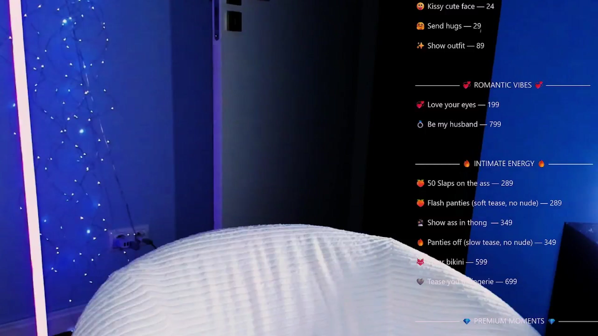 Gallery image thumbnail from ViagraLady's myfreecams stream on, 12/25/2025, 18:15 image 4 of 20