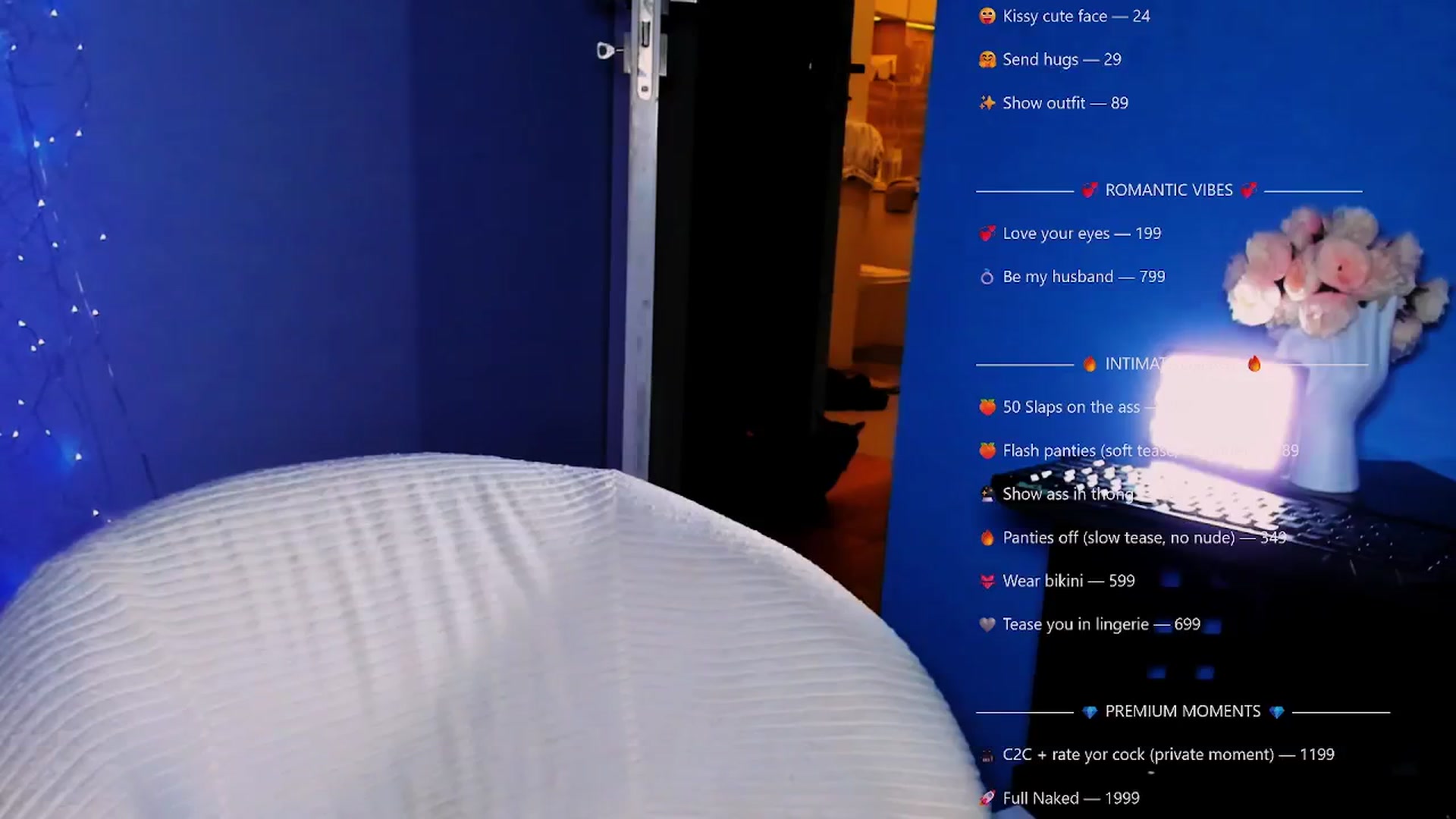 Gallery image thumbnail from ViagraLady's myfreecams stream on, 12/25/2025, 21:15 image 3 of 20