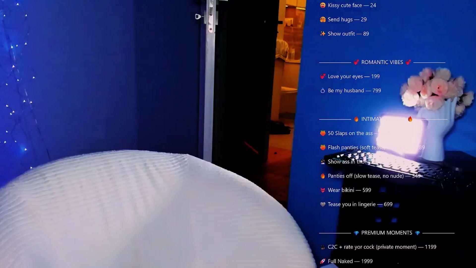 Gallery image thumbnail from ViagraLady's myfreecams stream on, 12/25/2025, 21:15 image 4 of 20