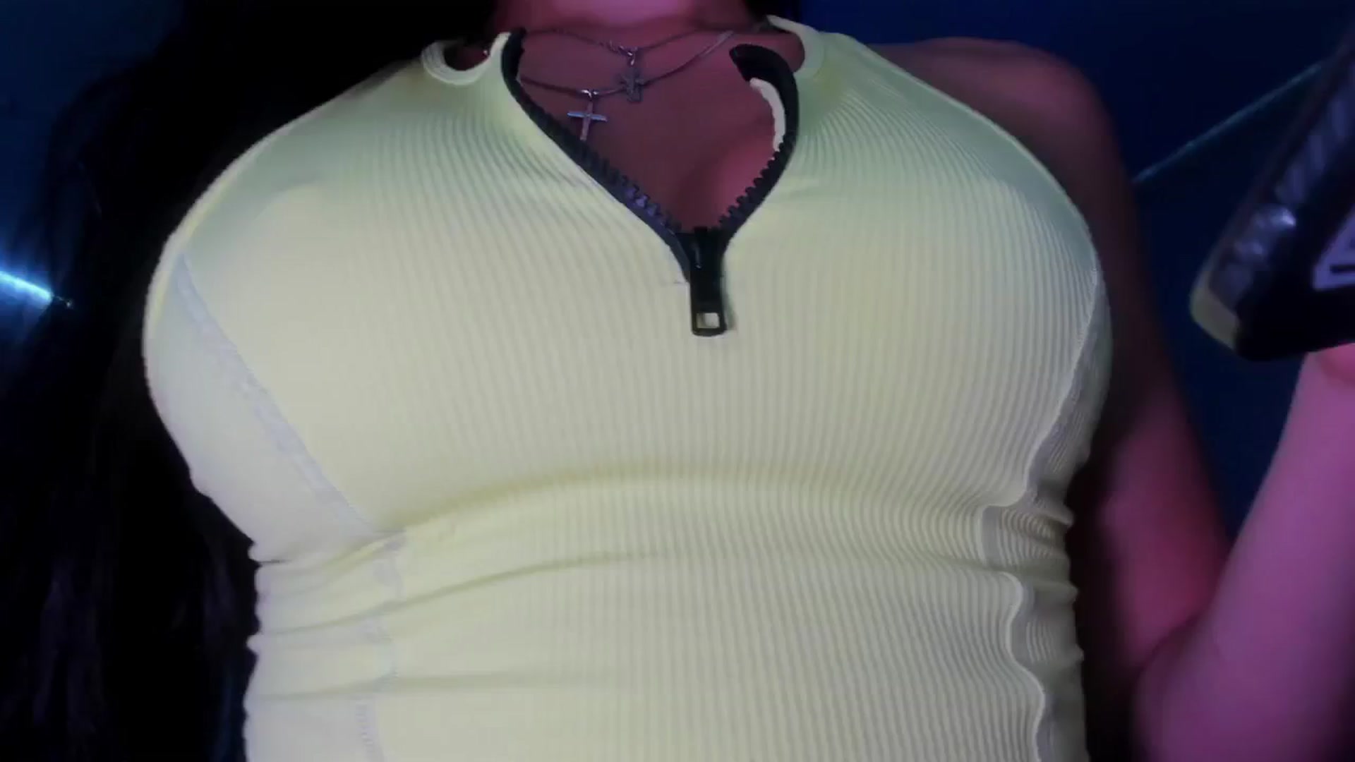 Gallery image thumbnail from VibeK_'s myfreecams stream on, 08/20/2024, 20:02 image 10 of 20