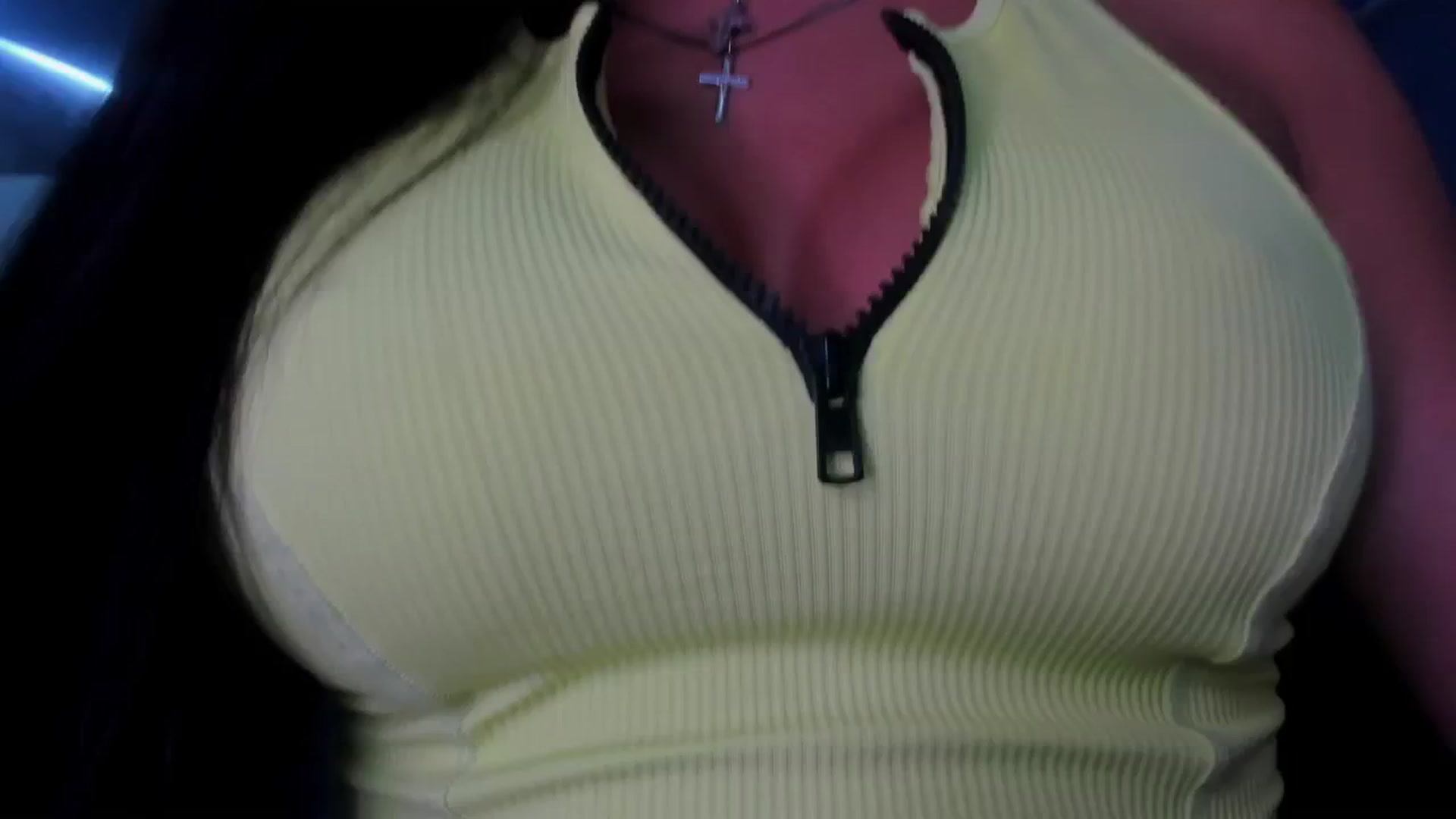 Gallery image thumbnail from VibeK_'s myfreecams stream on, 08/20/2024, 20:02 image 12 of 20
