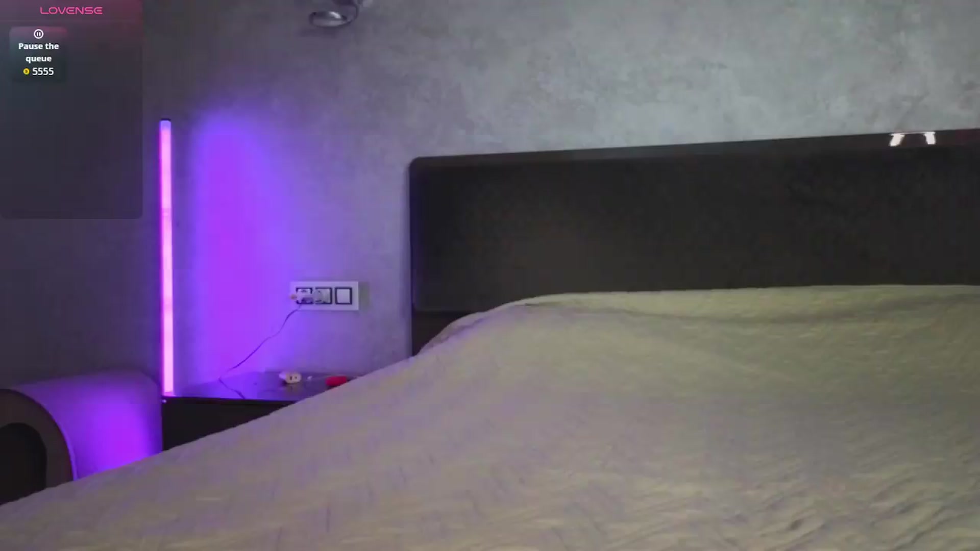 Gallery image thumbnail from VibeK_'s myfreecams stream on, 07/04/2026, 16:37 image 9 of 20