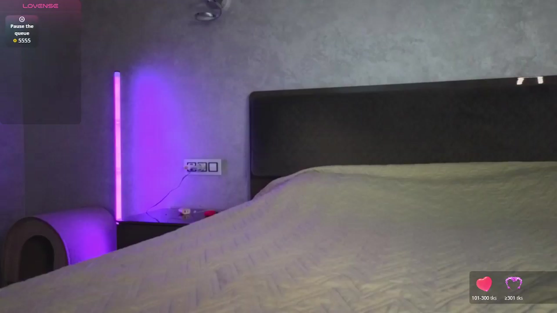 Gallery image thumbnail from VibeK_'s myfreecams stream on, 07/04/2026, 16:37 image 10 of 20