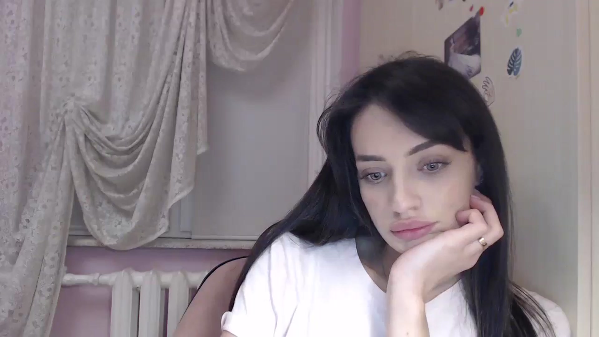 Gallery image thumbnail from VibeLife's myfreecams stream on, 11/30/2024, 18:47 image 7 of 20
