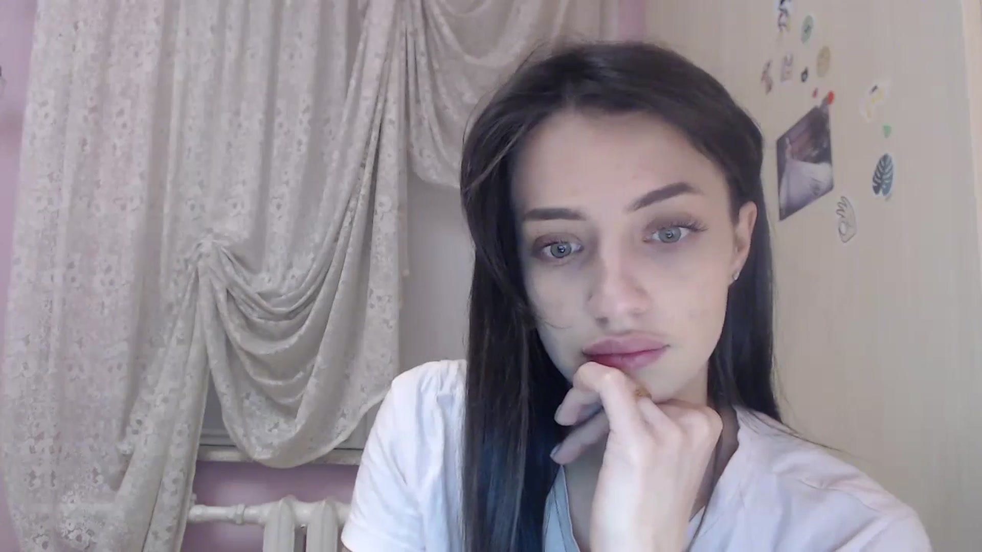 Gallery image thumbnail from VibeLife's myfreecams stream on, 12/01/2024, 19:37 image 16 of 20