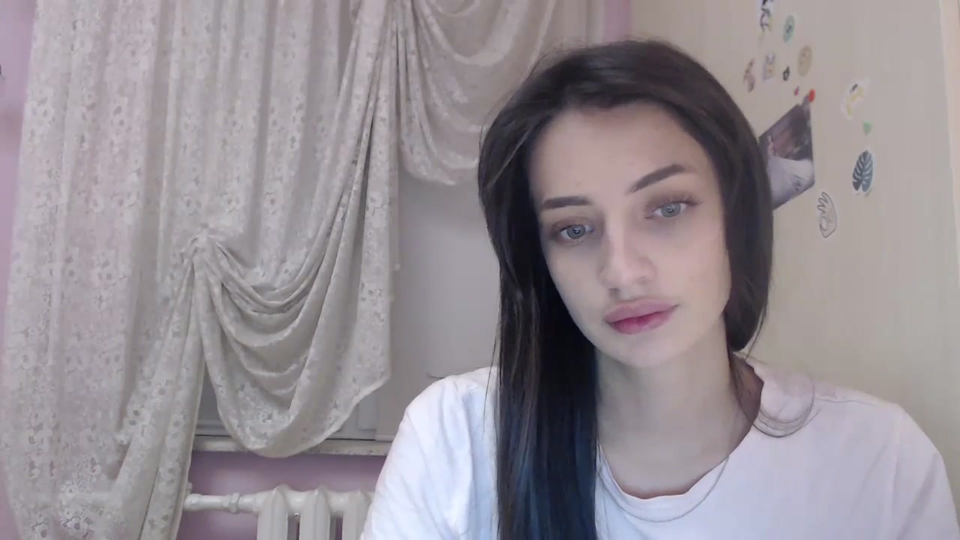 Gallery image thumbnail from VibeLife's myfreecams stream on, 12/01/2024, 19:37 image 4 of 20