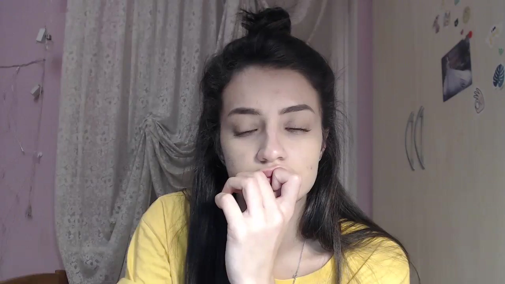 Gallery image thumbnail from VibeLife's myfreecams stream on, 12/10/2024, 19:30 image 17 of 20