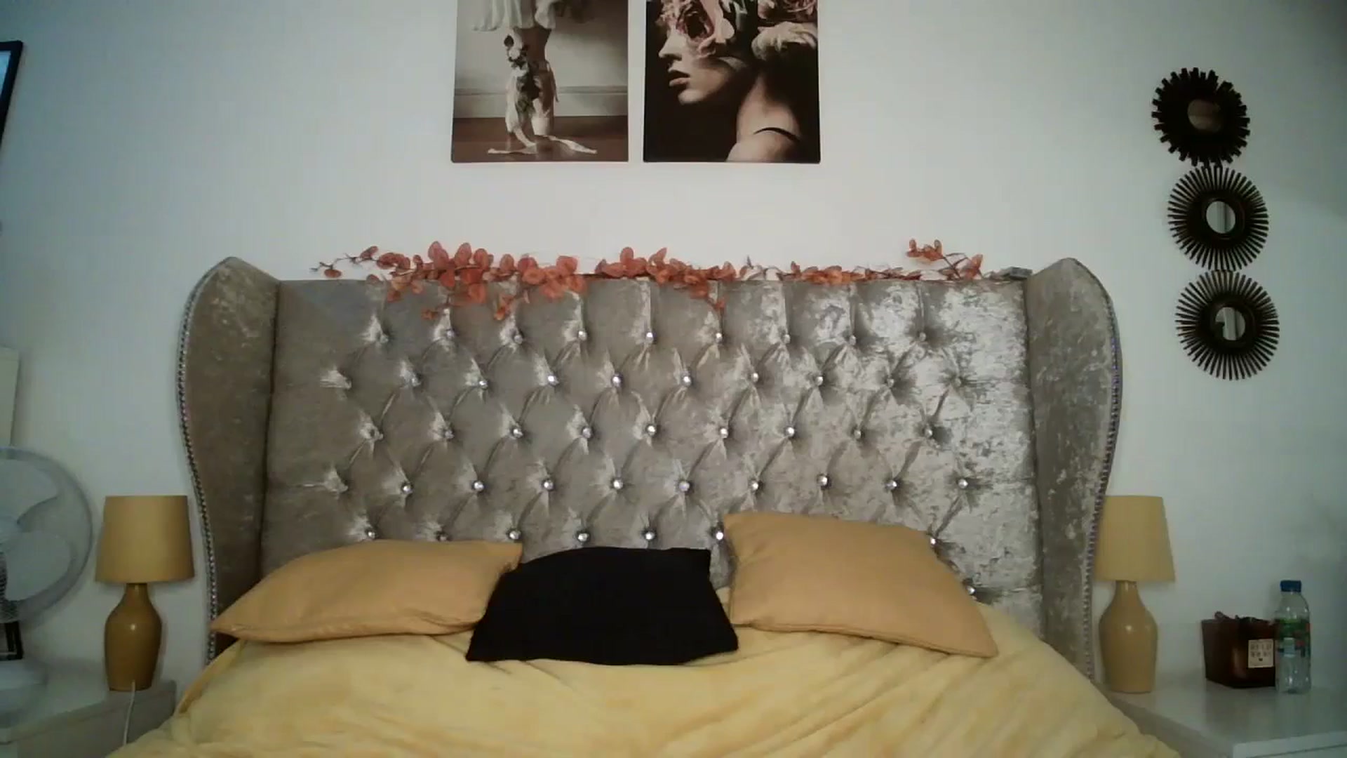 Gallery image thumbnail from VicSecret's myfreecams stream on, 04/10/2024, 11:15 image 11 of 20