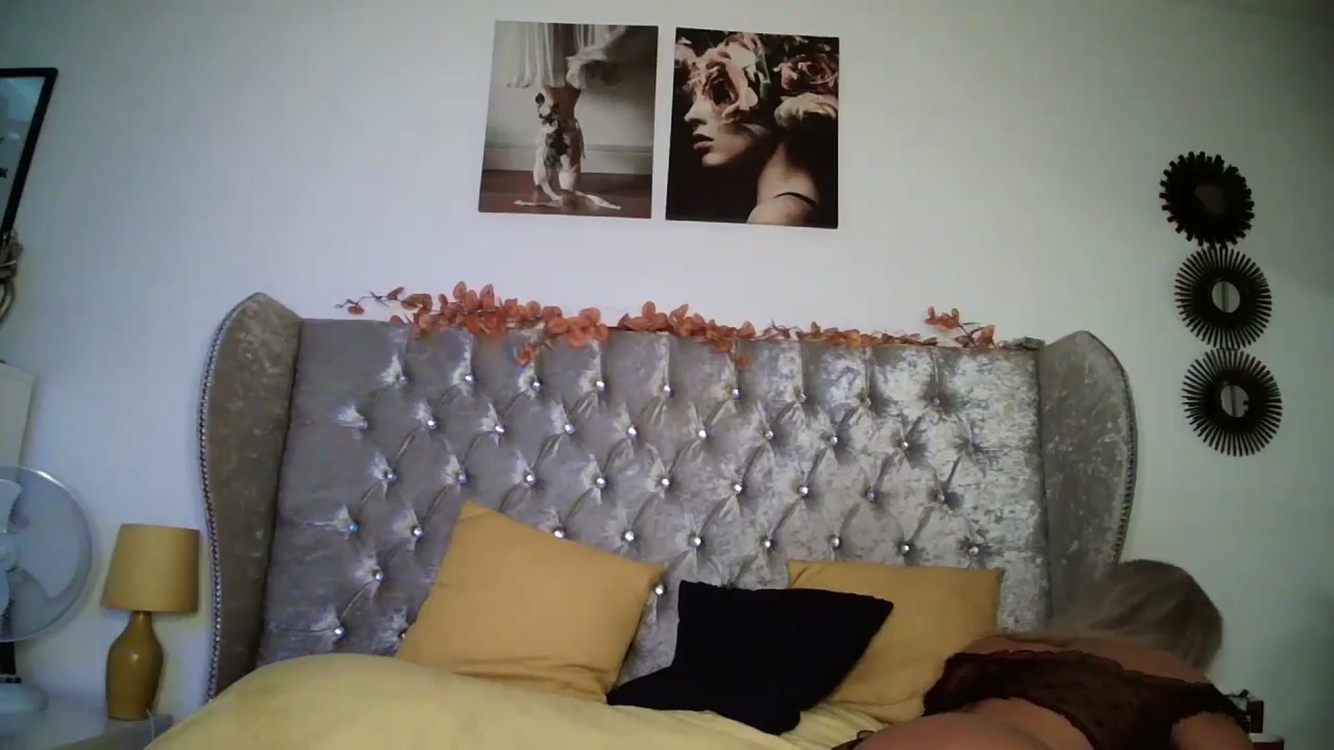 Gallery image thumbnail from VicSecret's myfreecams stream on, 04/22/2024, 13:17 image 2 of 20