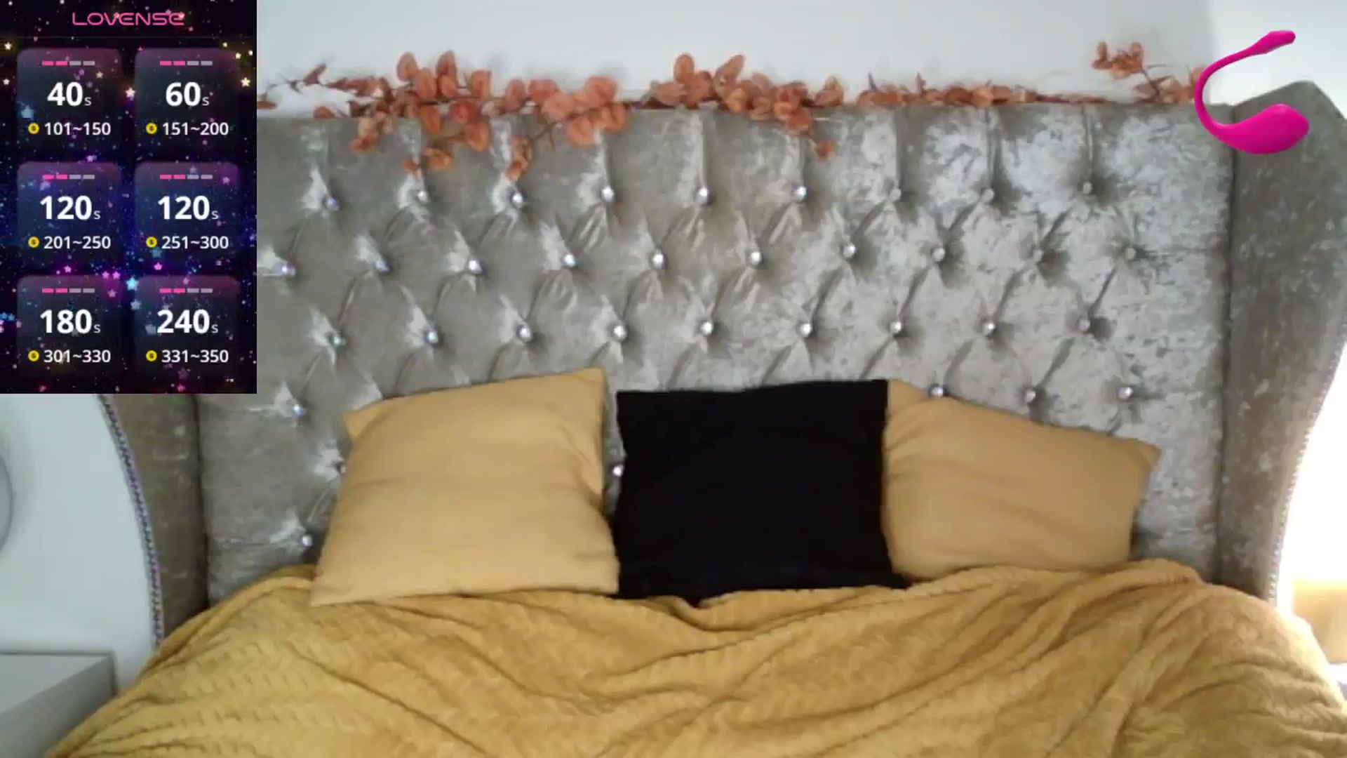 Gallery image thumbnail from VicSecret's myfreecams stream on, 10/30/2024, 13:25 image 9 of 20