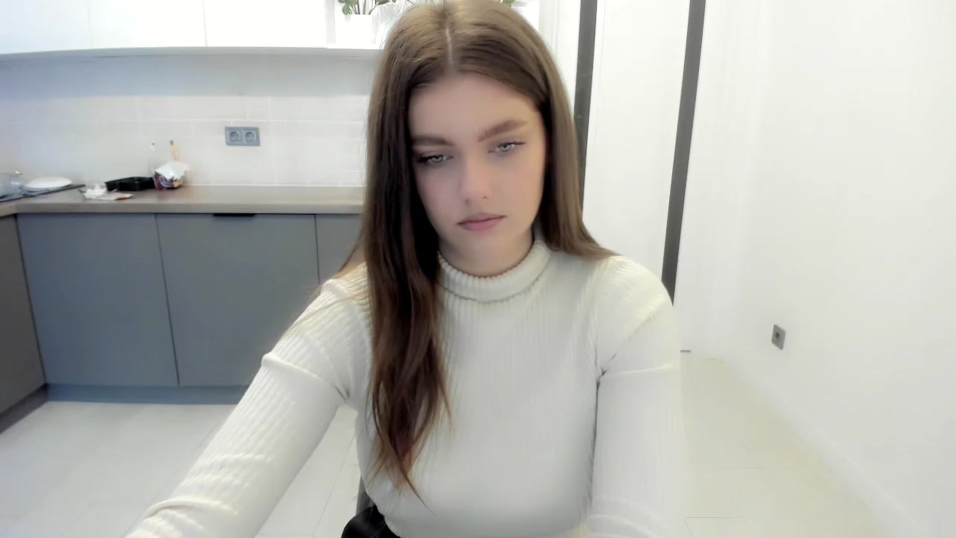 Gallery image thumbnail from VickiVong's myfreecams stream on, 11/21/2022, 07:56 image 2 of 20
