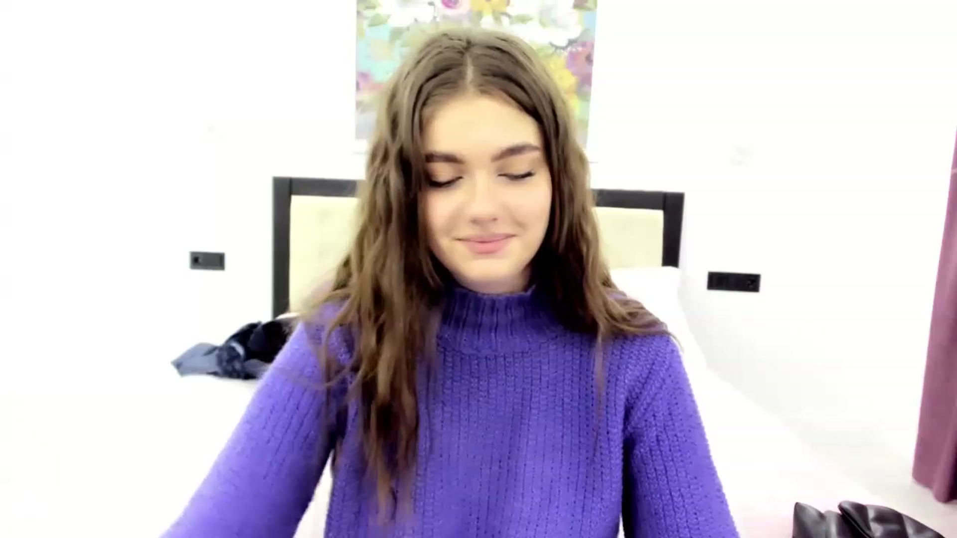 Gallery image thumbnail from VickiVong's myfreecams stream on, 12/03/2022, 13:02 image 3 of 20