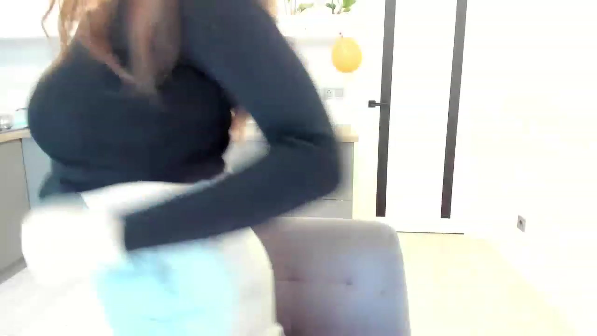 Gallery image thumbnail from VickiVong's myfreecams stream on, 12/05/2022, 09:31 image 20 of 20