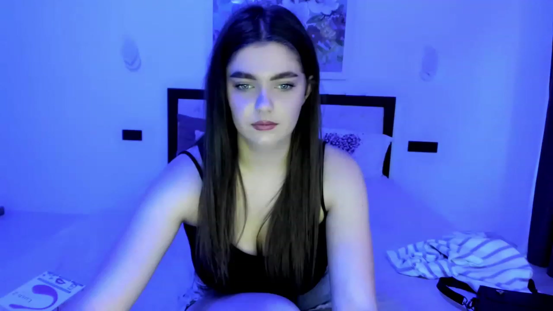 Gallery image thumbnail from VickiVong's myfreecams stream on, 12/16/2022, 12:58 image 11 of 20