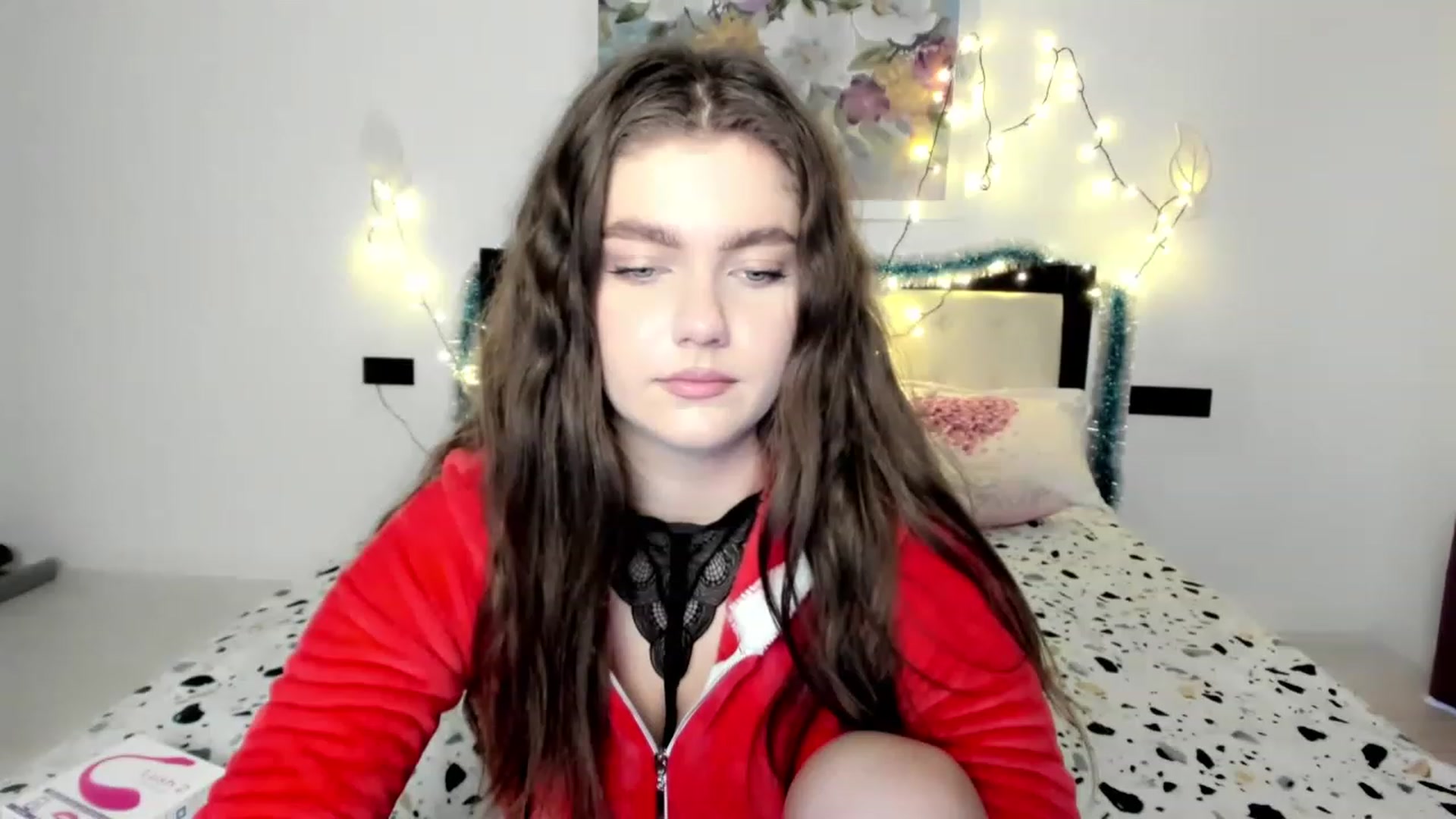 Gallery image thumbnail from VickiVong's myfreecams stream on, 12/26/2022, 12:38 image 14 of 20