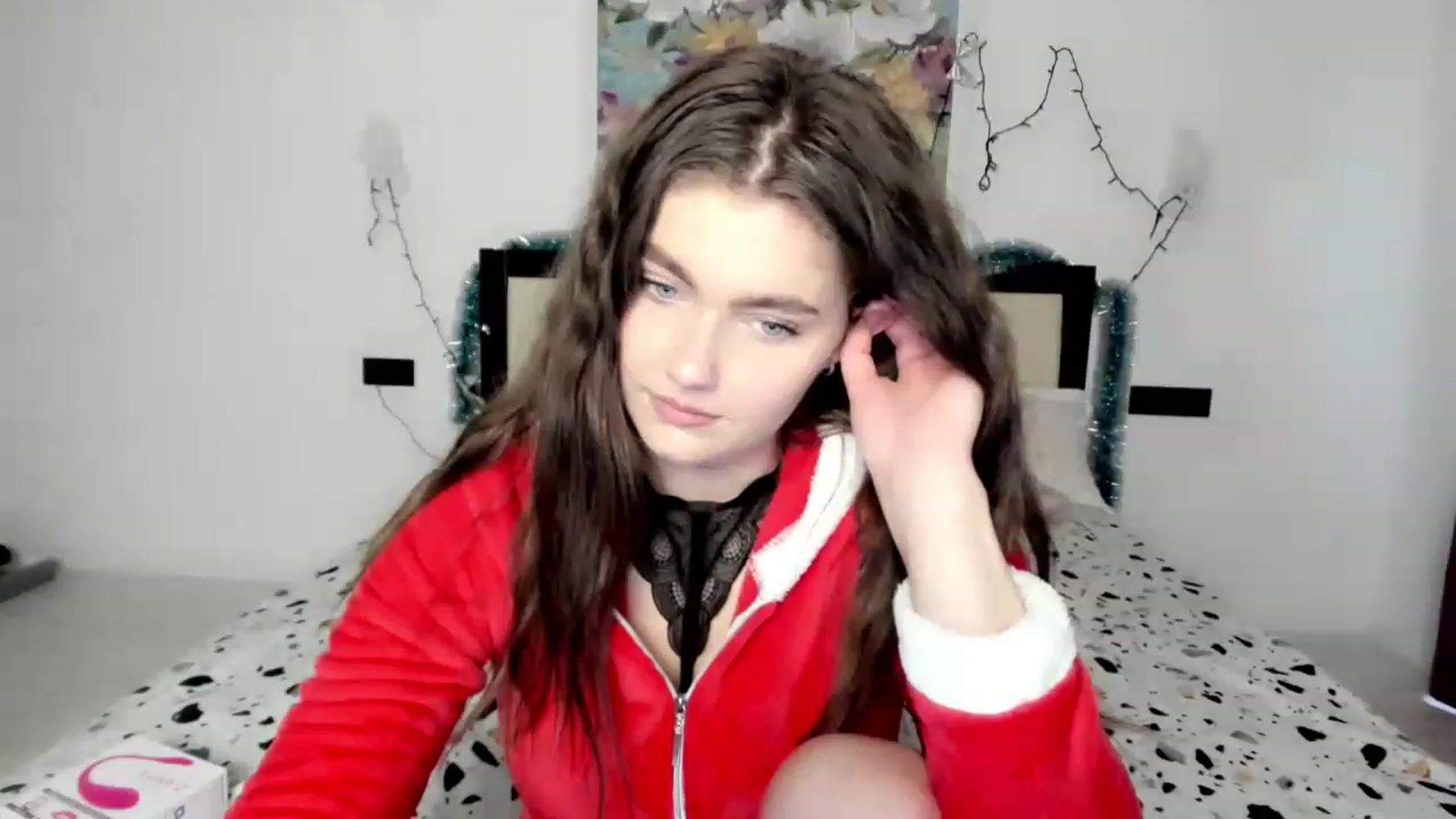 Gallery image thumbnail from VickiVong's myfreecams stream on, 12/26/2022, 12:38 image 18 of 20
