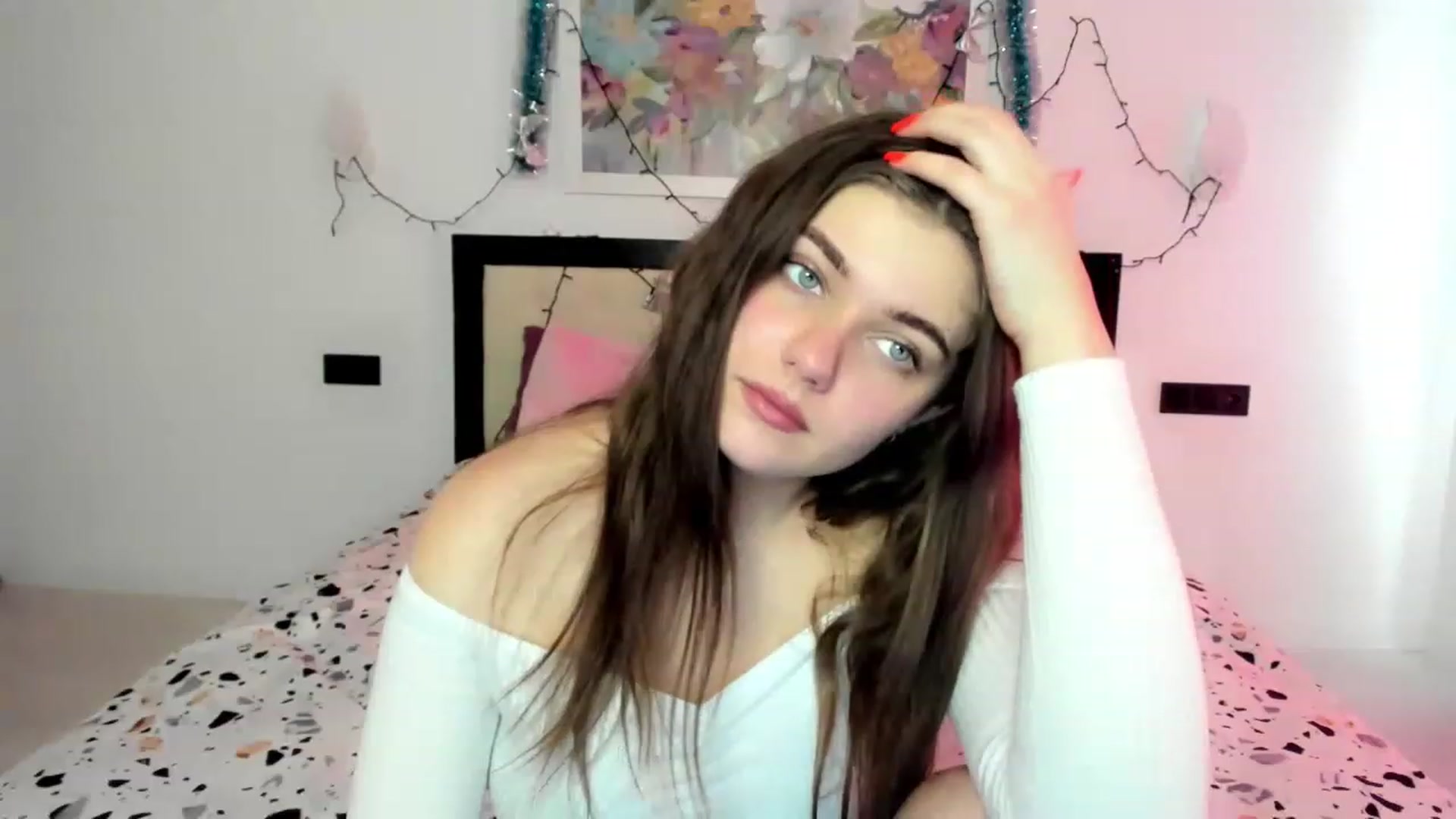 Gallery image thumbnail from VickiVong's myfreecams stream on, 01/02/2023, 12:11 image 10 of 20