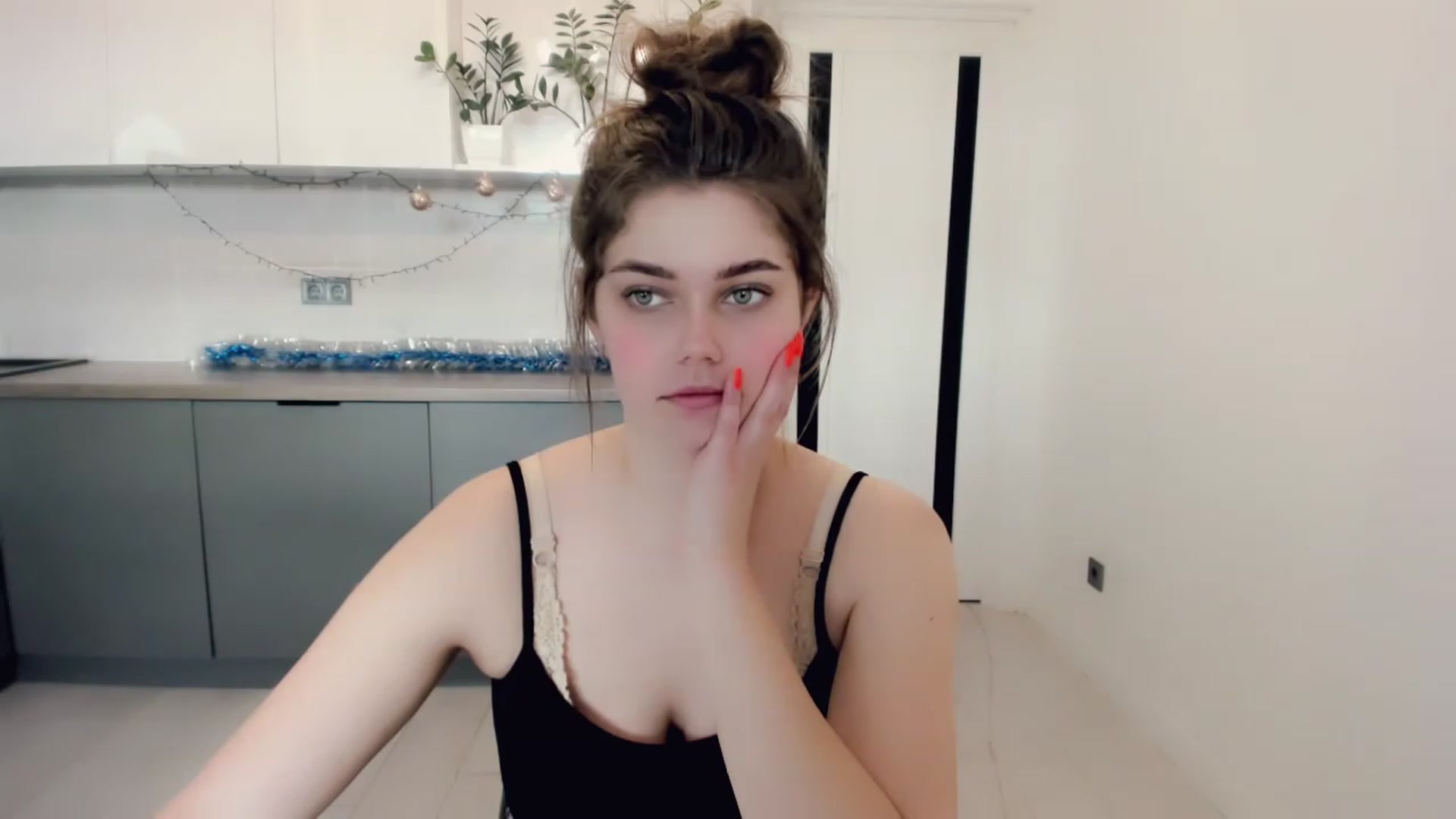 Gallery image thumbnail from VickiVong's myfreecams stream on, 01/05/2023, 11:51 image 2 of 20