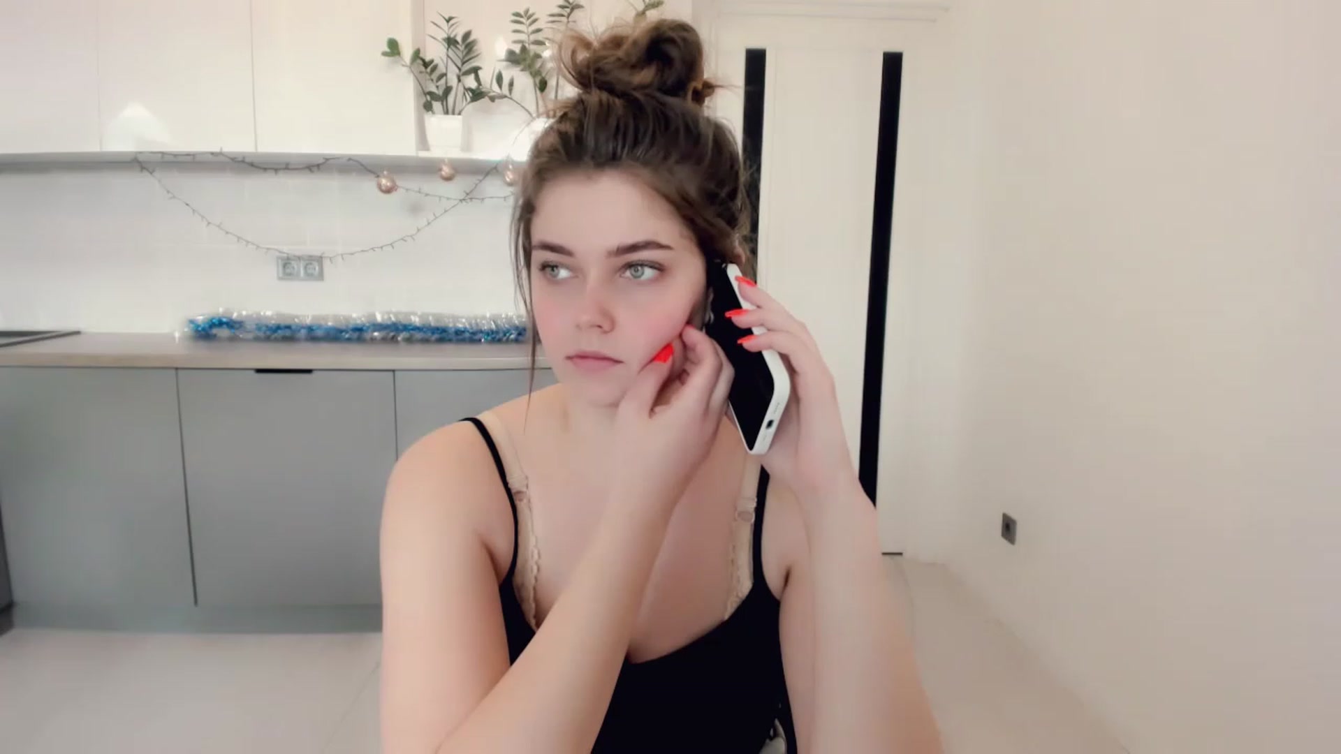 Gallery image thumbnail from VickiVong's myfreecams stream on, 01/05/2023, 11:51 image 5 of 20
