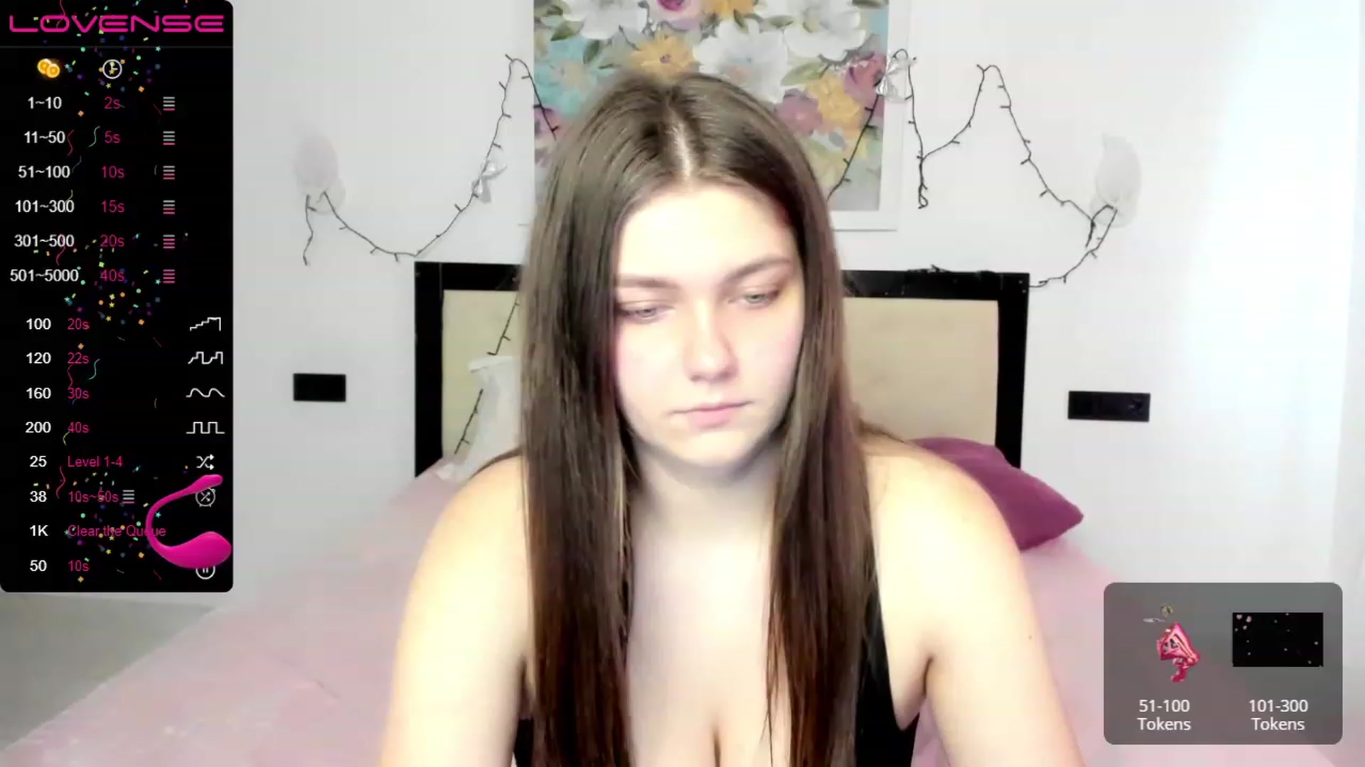 Gallery image thumbnail from VickiVong's myfreecams stream on, 02/20/2023, 12:41 image 12 of 20