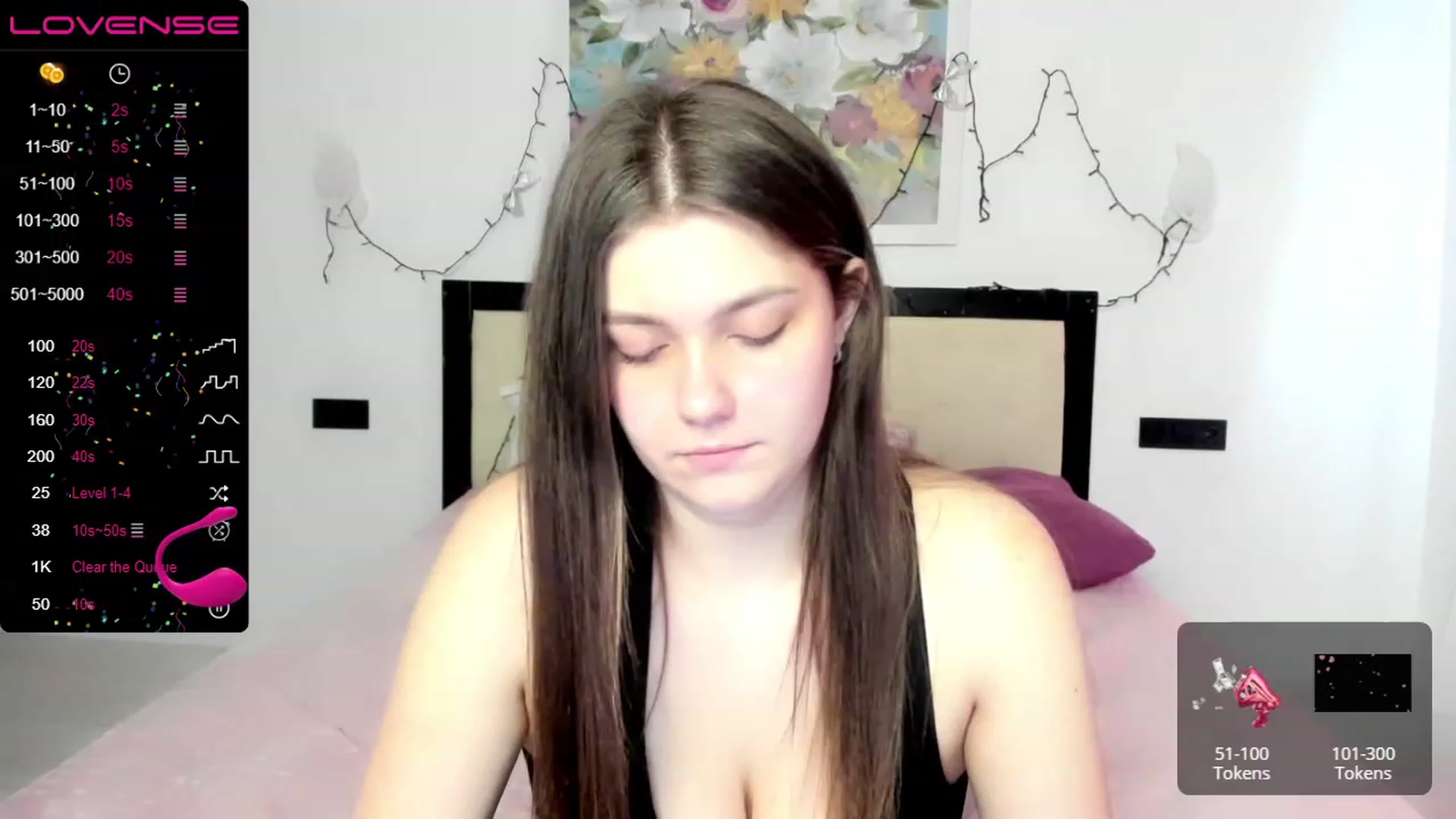 Gallery image thumbnail from VickiVong's myfreecams stream on, 02/20/2023, 12:41 image 14 of 20