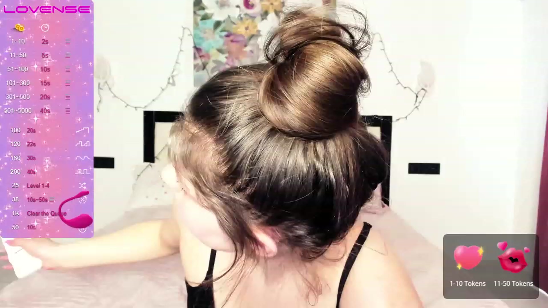 Gallery image thumbnail from VickiVong's myfreecams stream on, 02/25/2023, 13:04 image 17 of 20