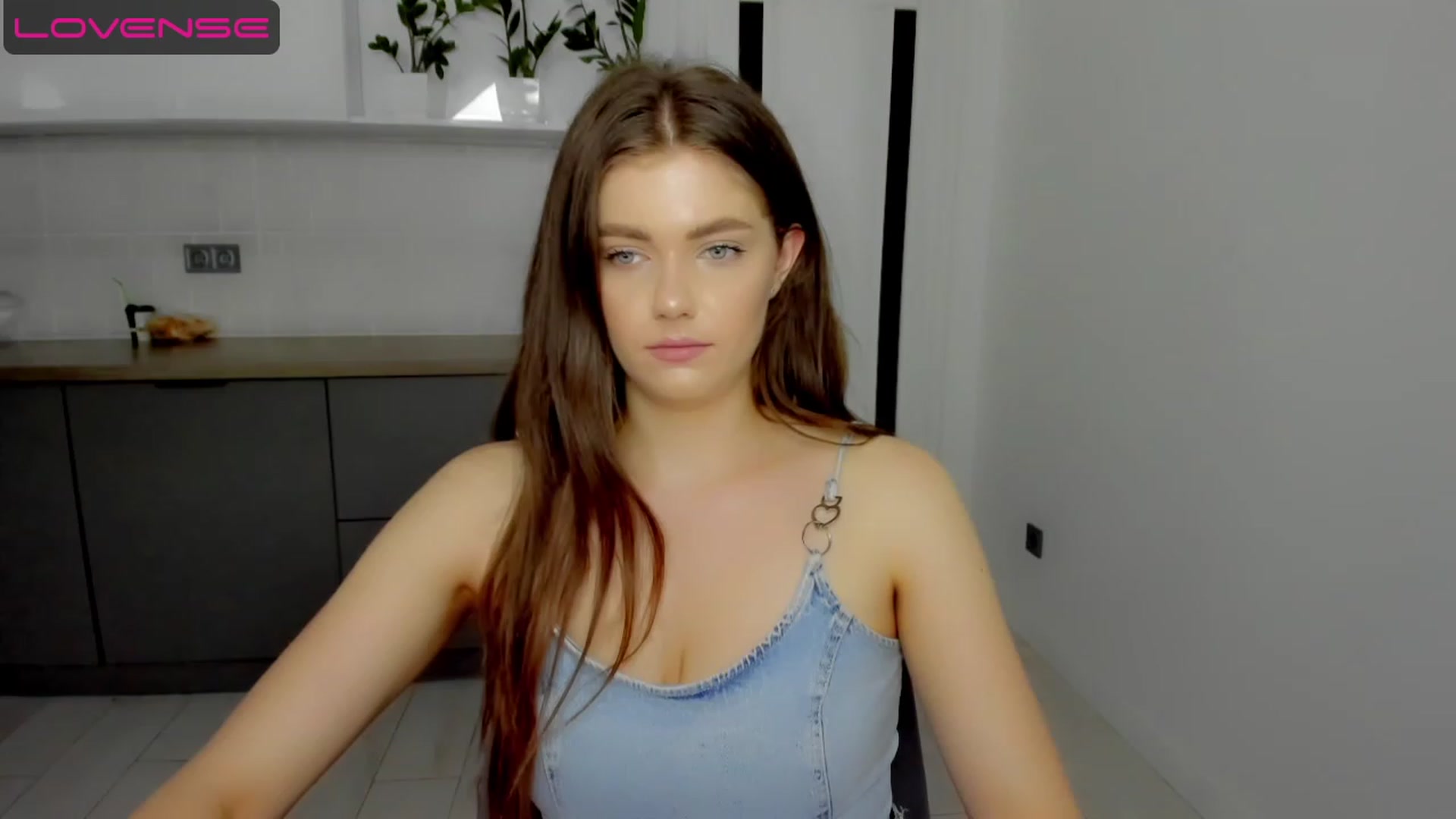 Gallery image thumbnail from VickiVong's myfreecams stream on, 06/27/2023, 10:22 image 2 of 20