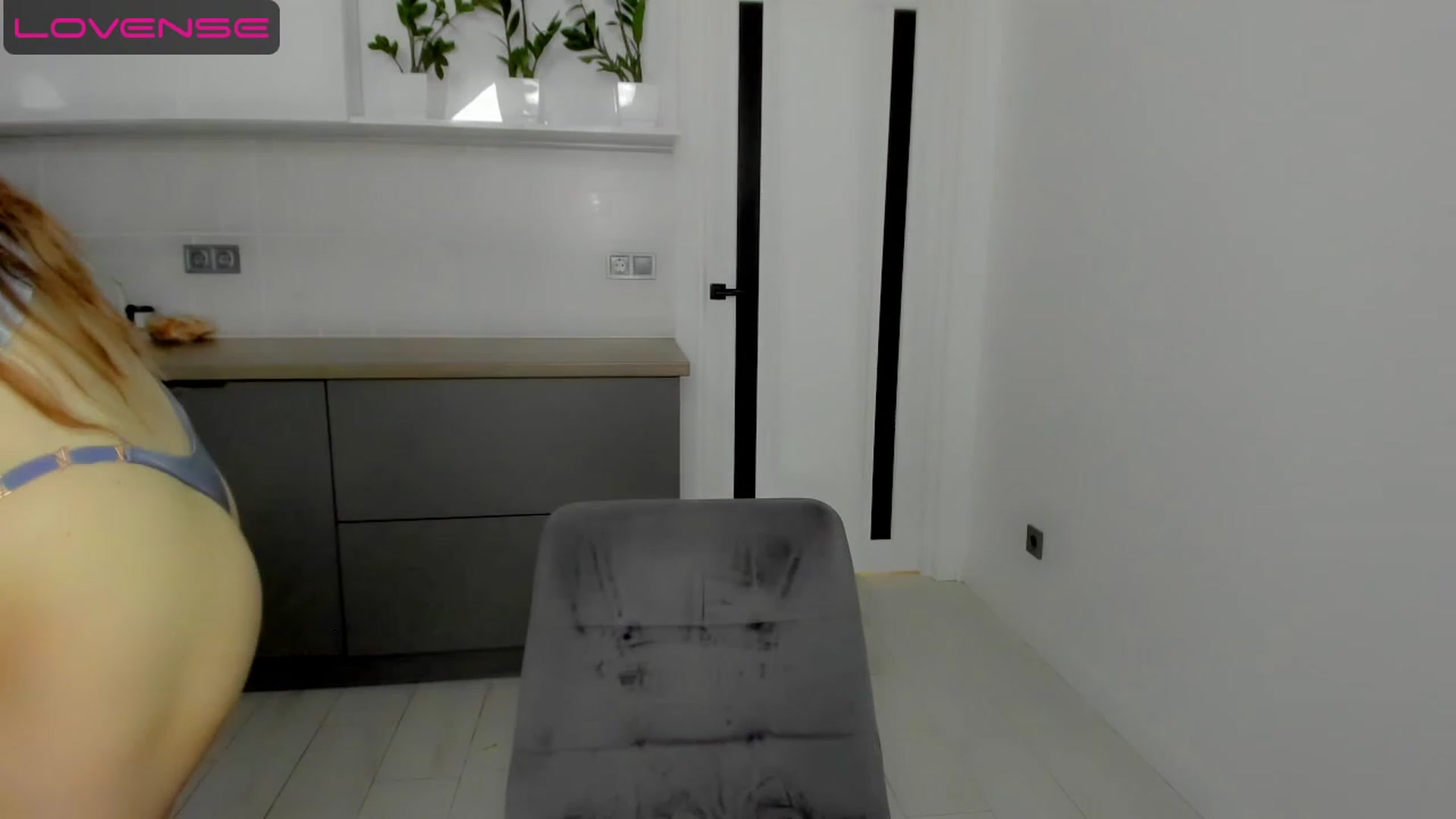 Gallery image thumbnail from VickiVong's myfreecams stream on, 06/27/2023, 10:22 image 16 of 20