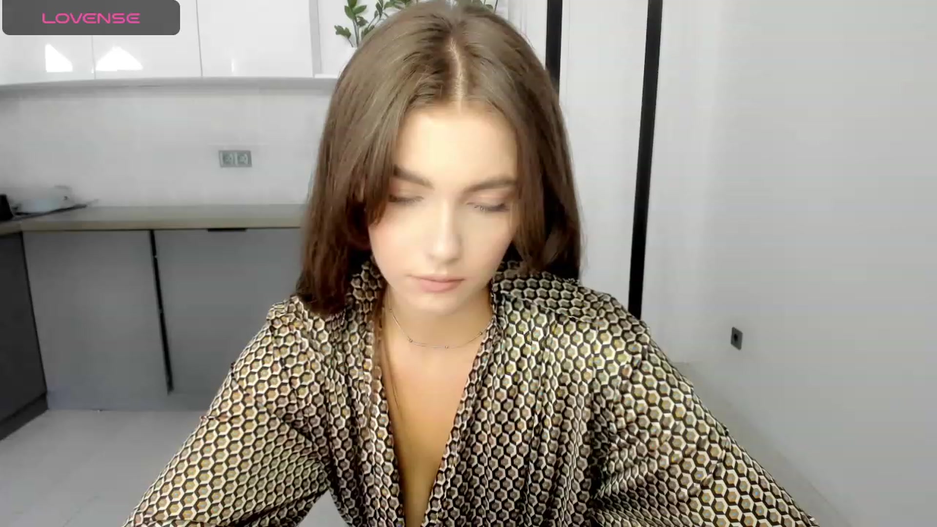 Gallery image thumbnail from VickiVong's myfreecams stream on, 08/21/2023, 08:17 image 2 of 20
