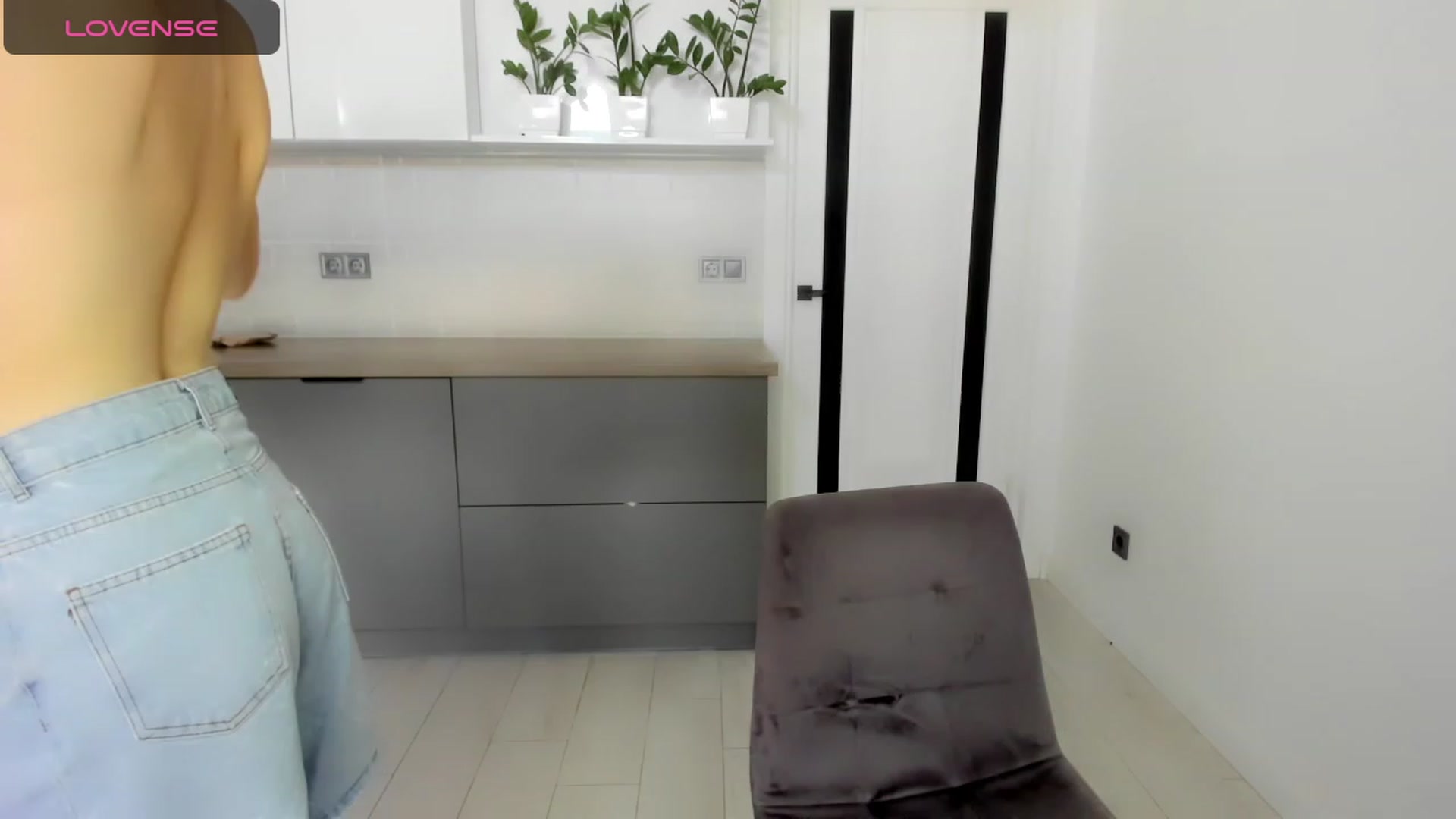 Gallery image thumbnail from VickiVong's myfreecams stream on, 08/22/2023, 08:02 image 19 of 20