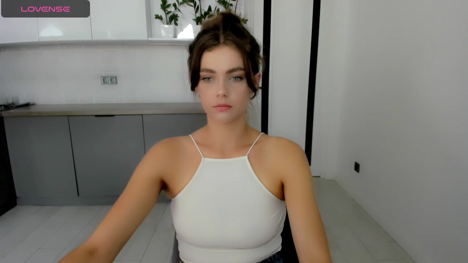 Gallery image thumbnail from VickiVong's myfreecams stream on, 08/27/2023, 09:46 image 14 of 20