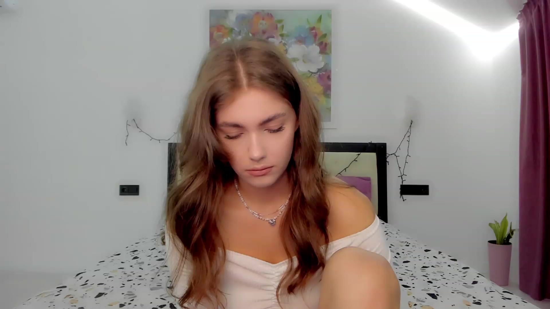 Gallery image thumbnail from VickiVong's myfreecams stream on, 09/11/2023, 07:50 image 9 of 20