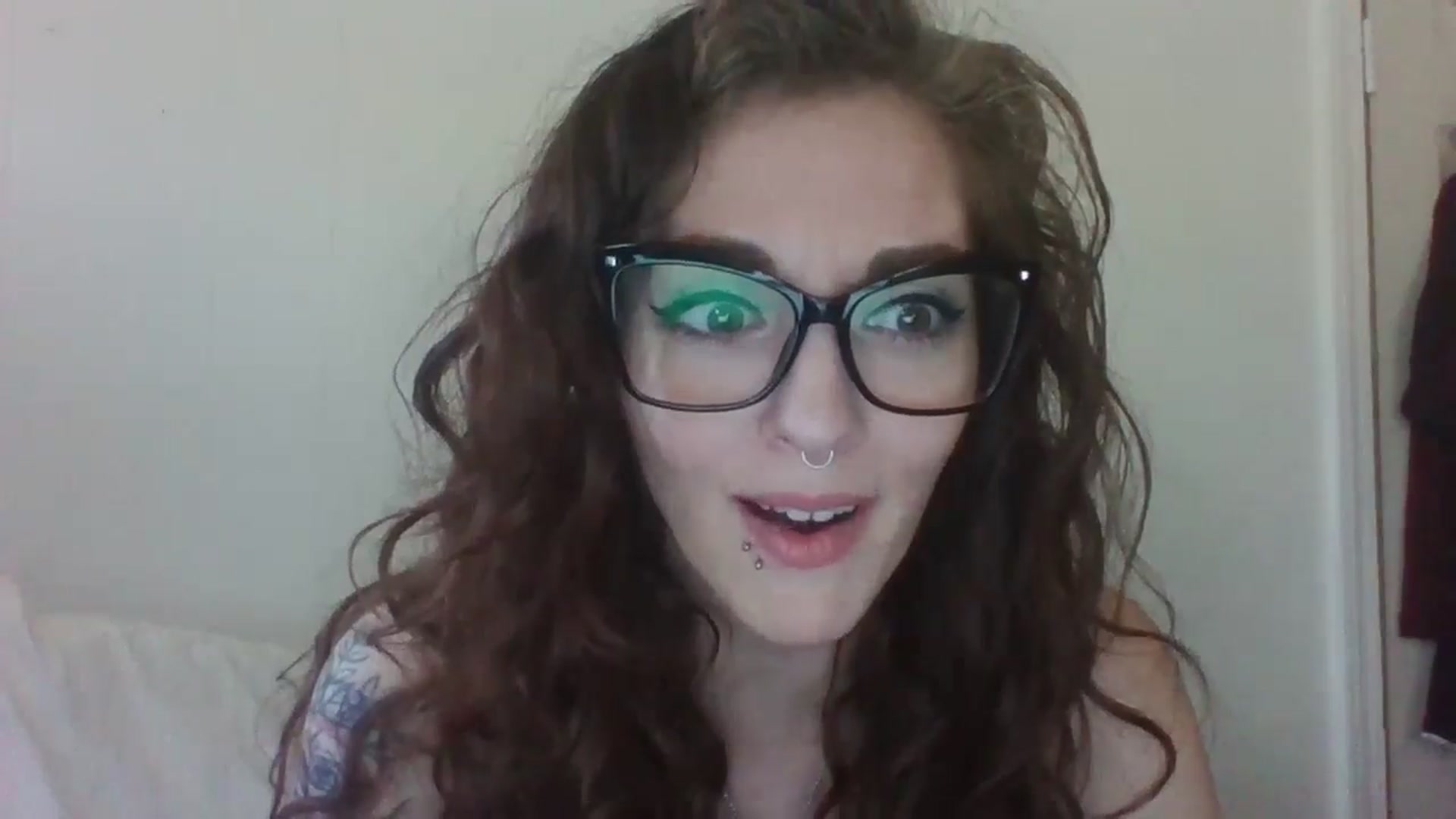 Gallery image thumbnail from Vicki_Rose's myfreecams stream on, 07/19/2024, 21:15 image 19 of 20